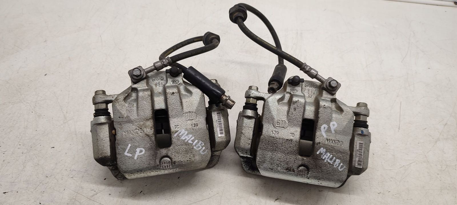 caliper front front right left Chevrolet Malibu 2,5 automat