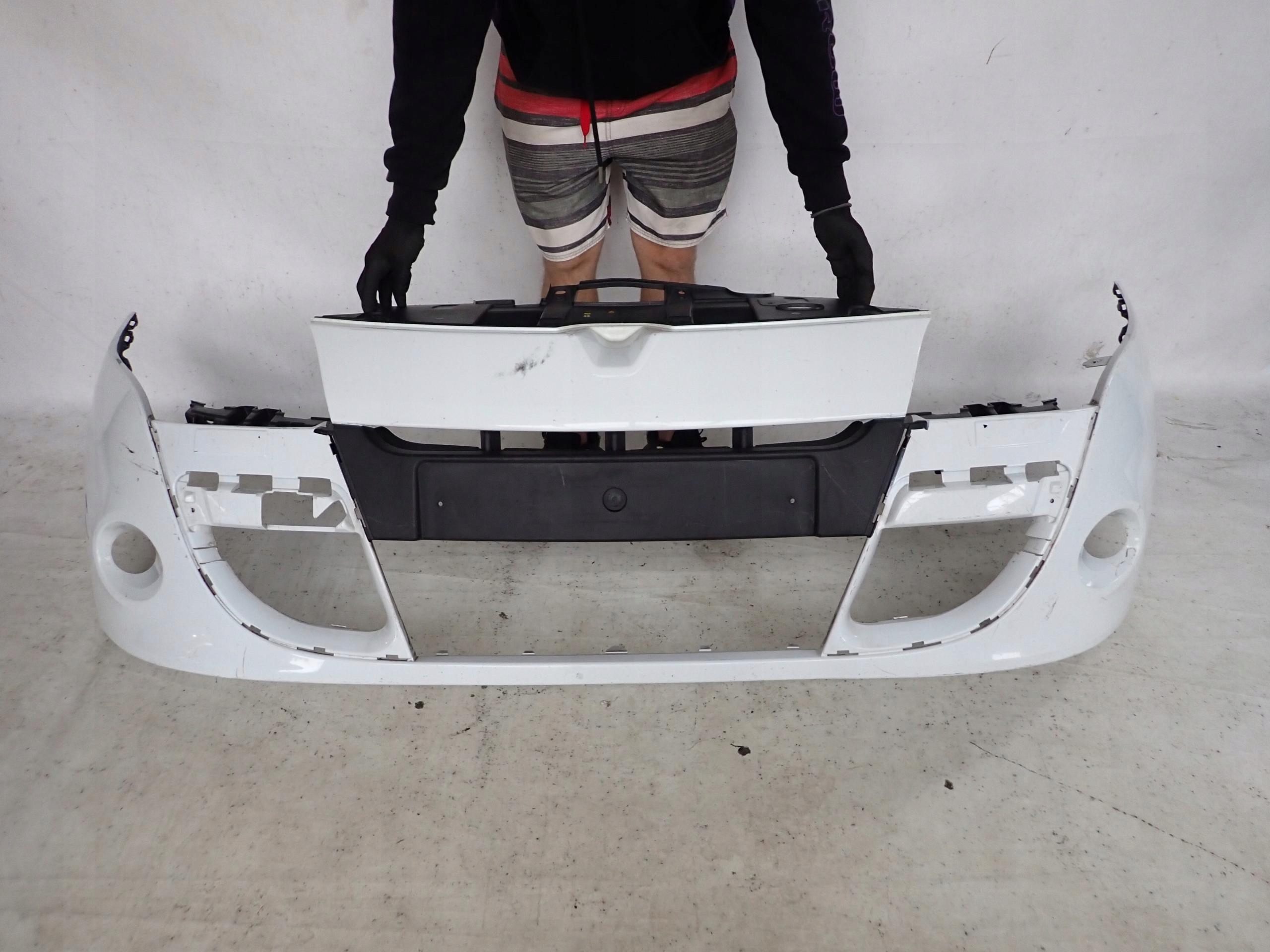 RENAULT MEGANE III 3 CC COUPE 10-12 bumper front front