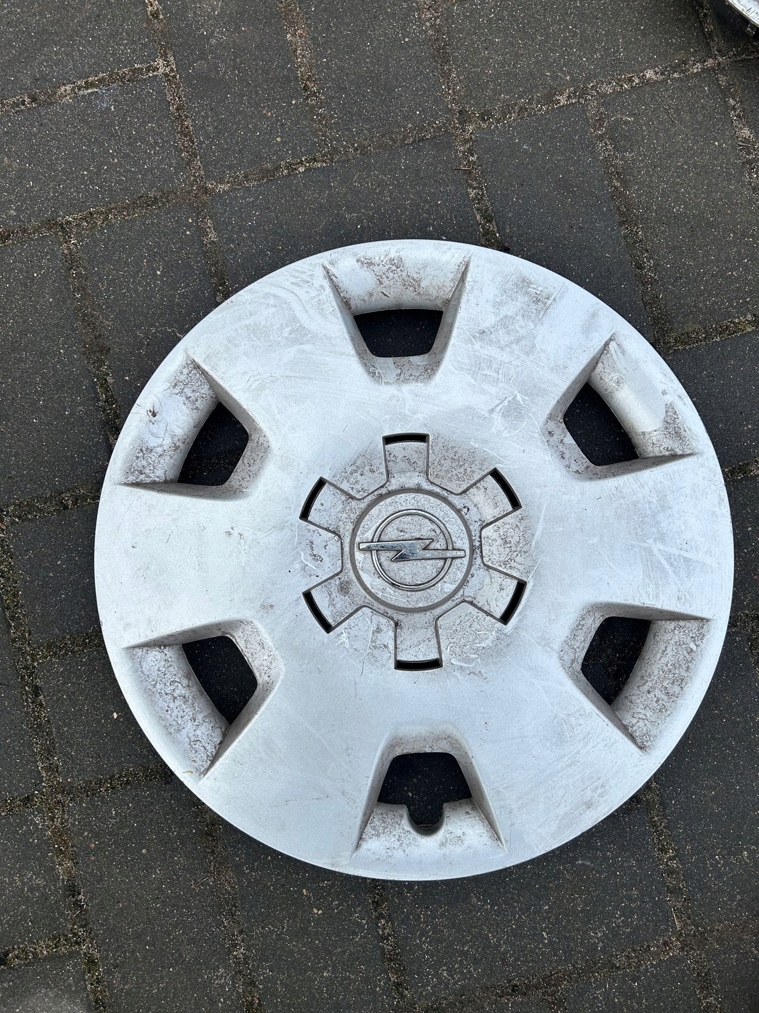 KOŁPAK OPEL OE 13211441 15