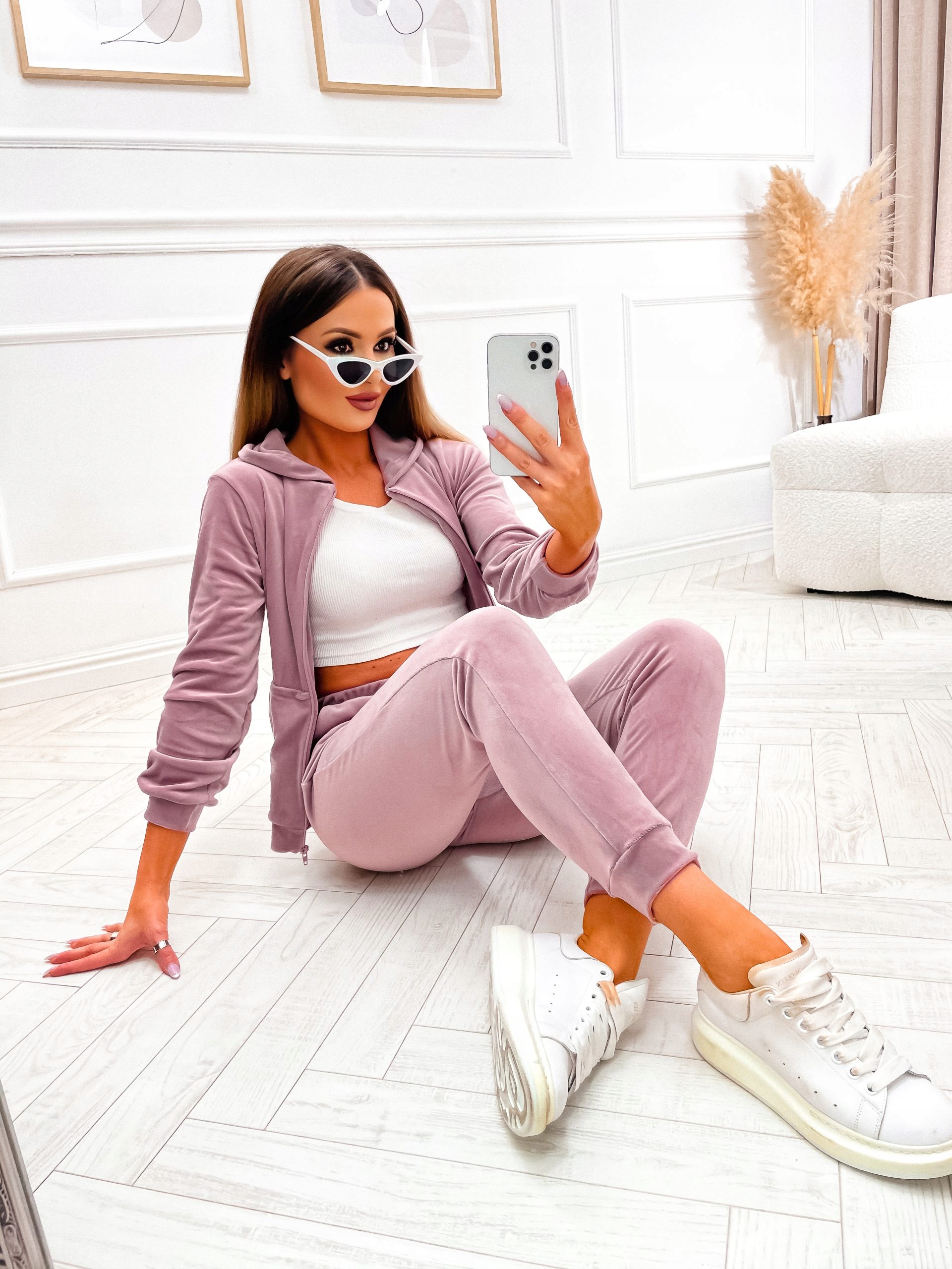 WELUROWY KOMPLET DRESOWY SPODNIE BLUZA ROZPINANA M Rozmiar M