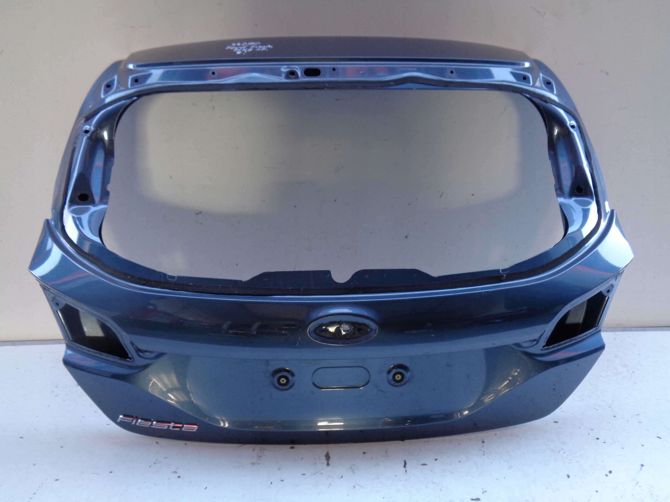 boot doors FORD FIESTA MK8 17- NR 44290