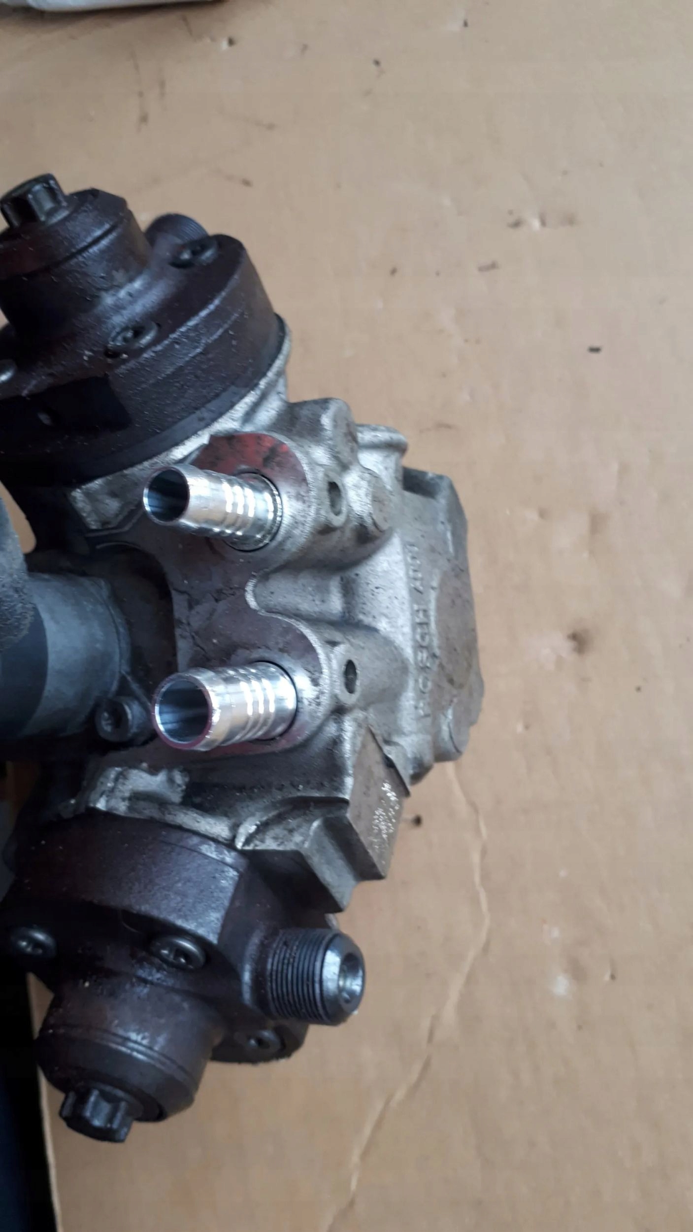 A4 B8 A5 feed pump nozzle 3.0 TDI CDU