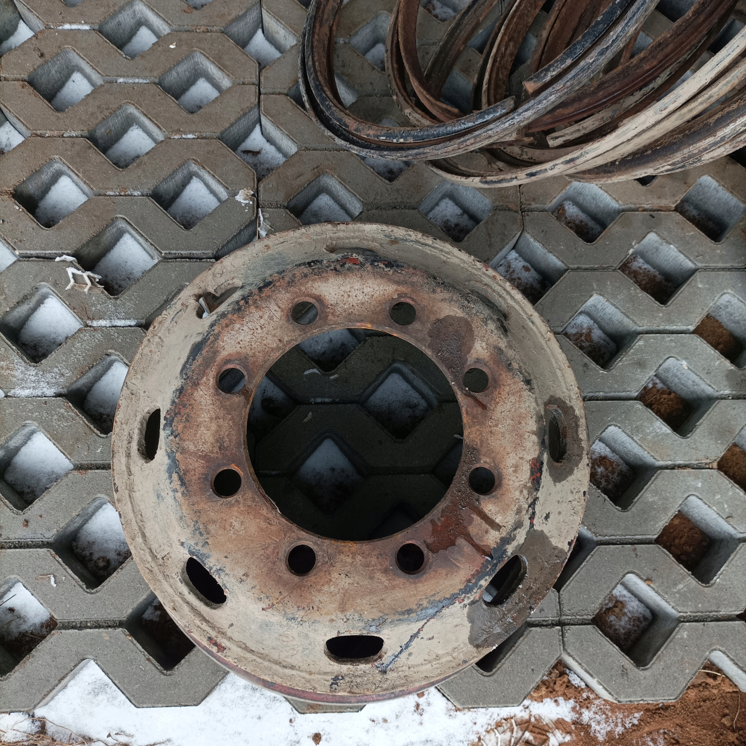 STAR 244 сталевий обід + кільце 9.00 8.25 R20