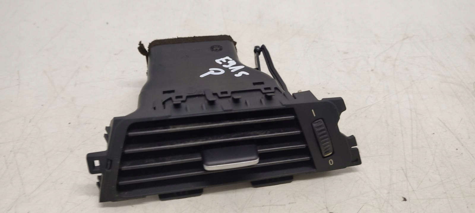 Kratki des lüfters komplet BMW E91 320d