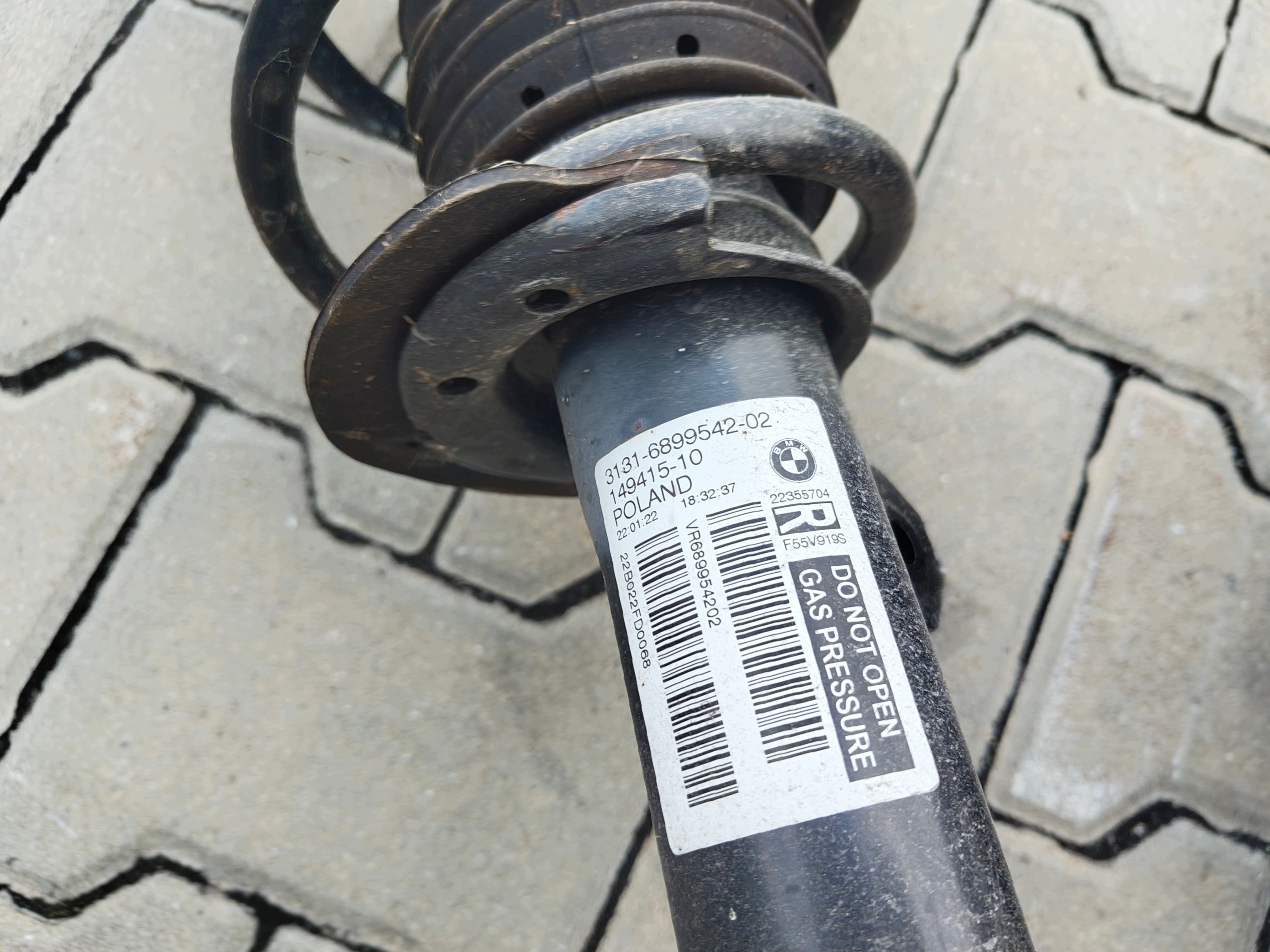 MINI F55 LCI shock absorber front front right left 6899542 6899541