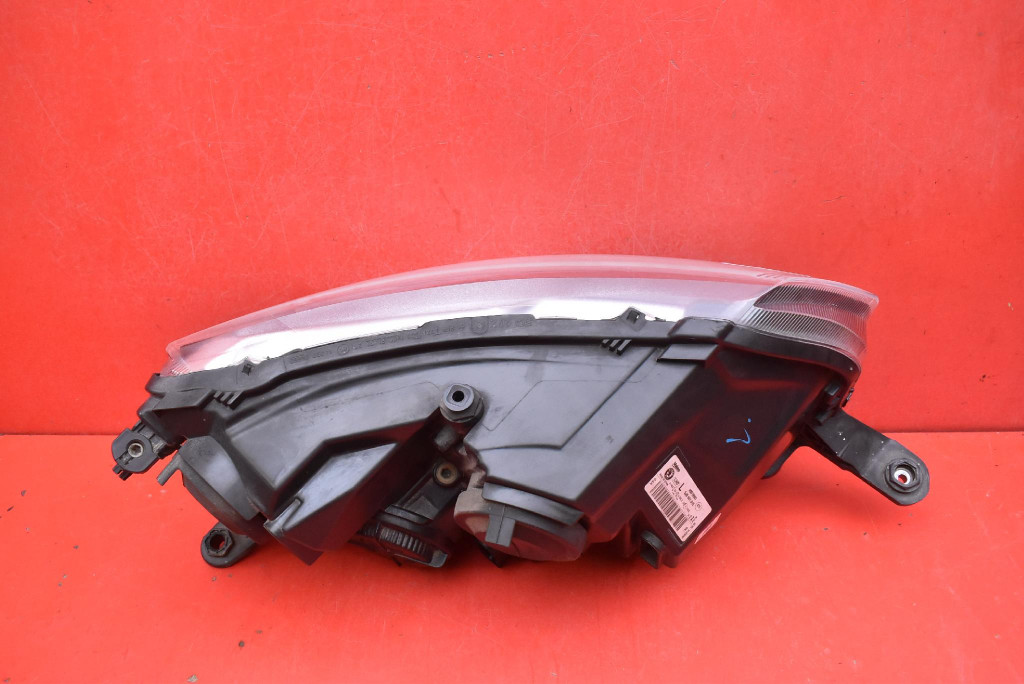 REFLEKTOR left light front EU 5JB941015 SKODA RAPID 12-17
