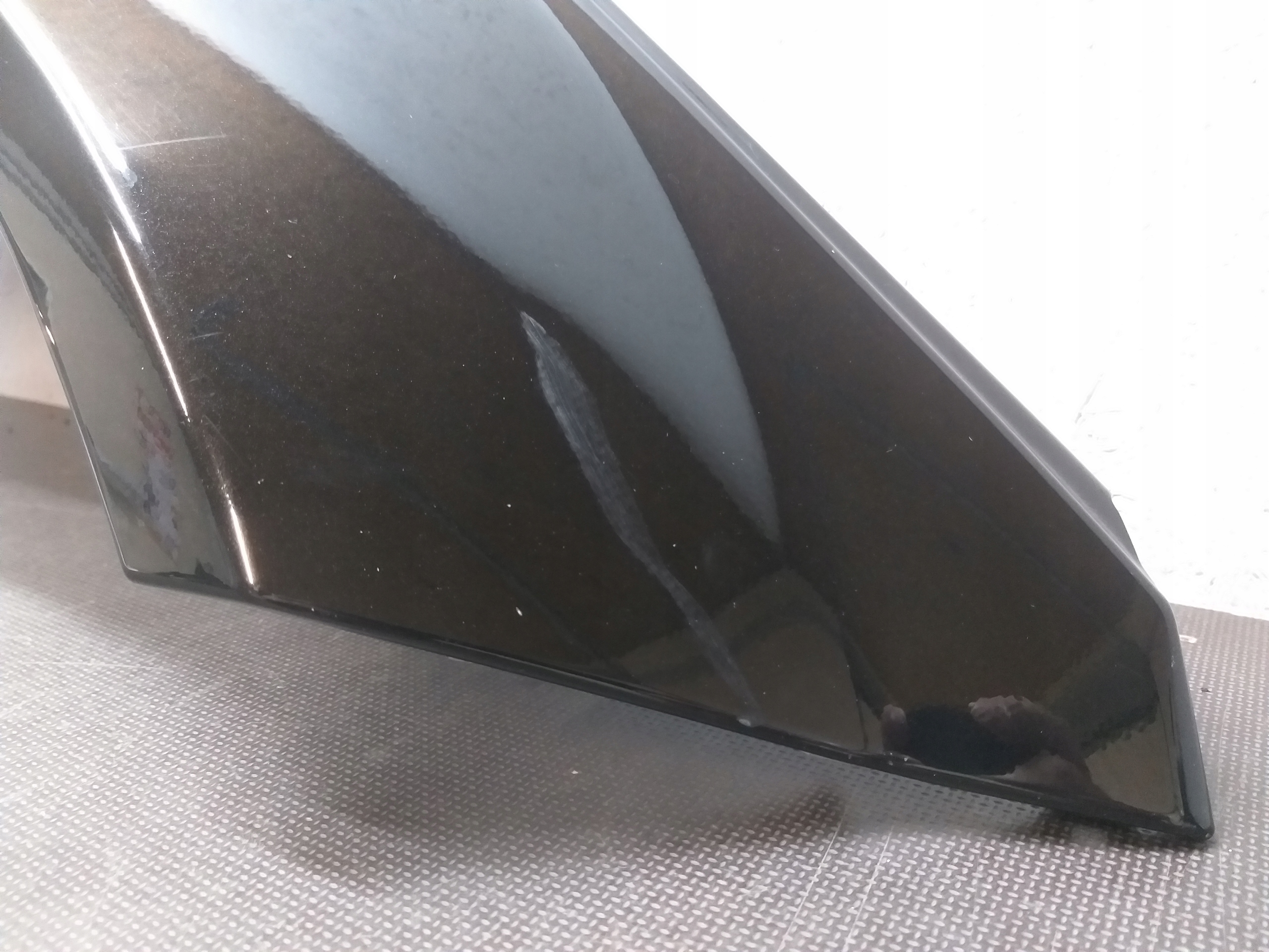 FENDER FRONT RIGHT MERCEDES C KLASA W204
