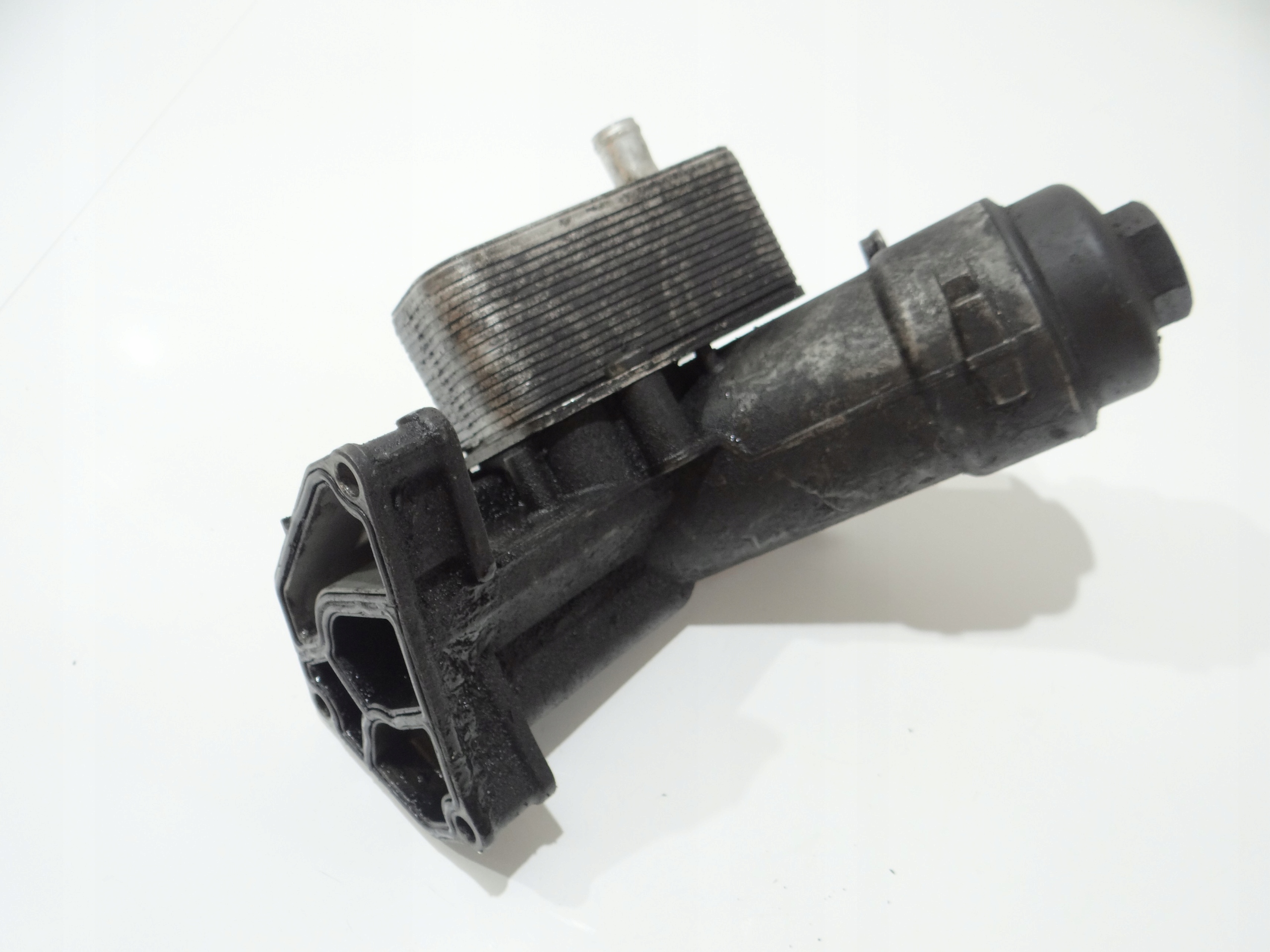 oil filter holder BMW E90 E91 204D4 7787072