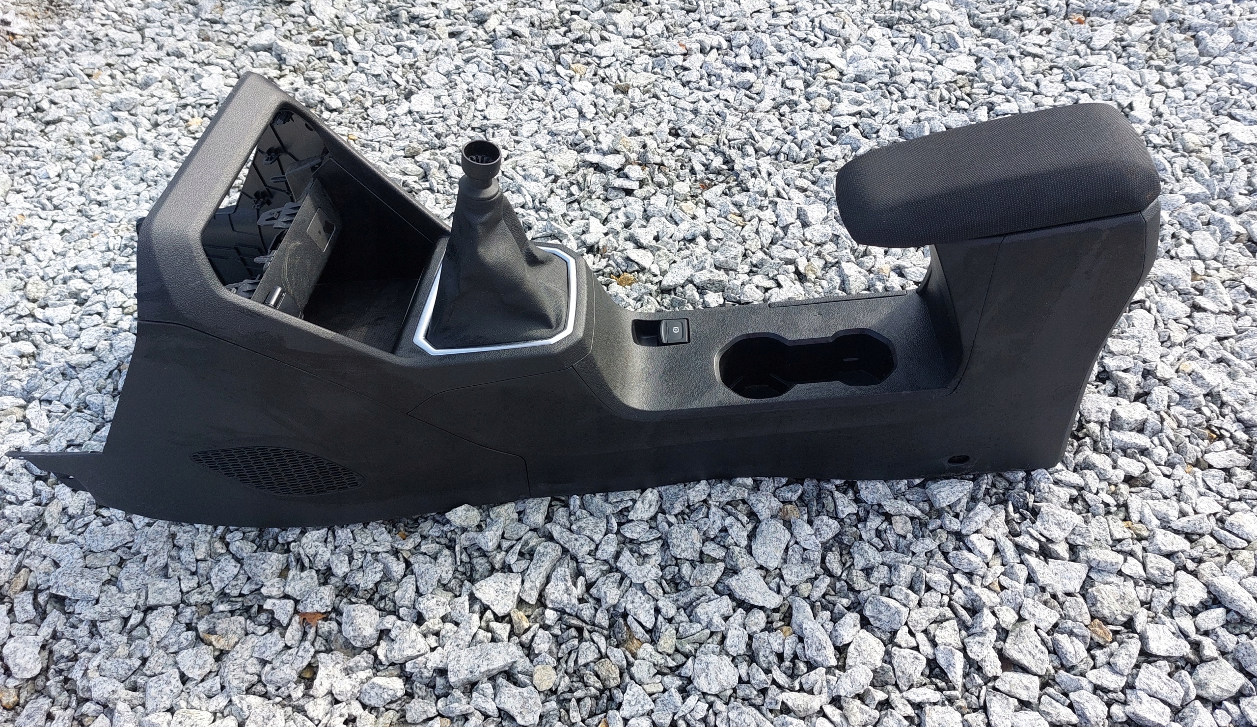 PODŁOKIETNIK SCHOWEK TUNEL DACIA SANDERO III 23r NR 969254341R ORYGINALNY