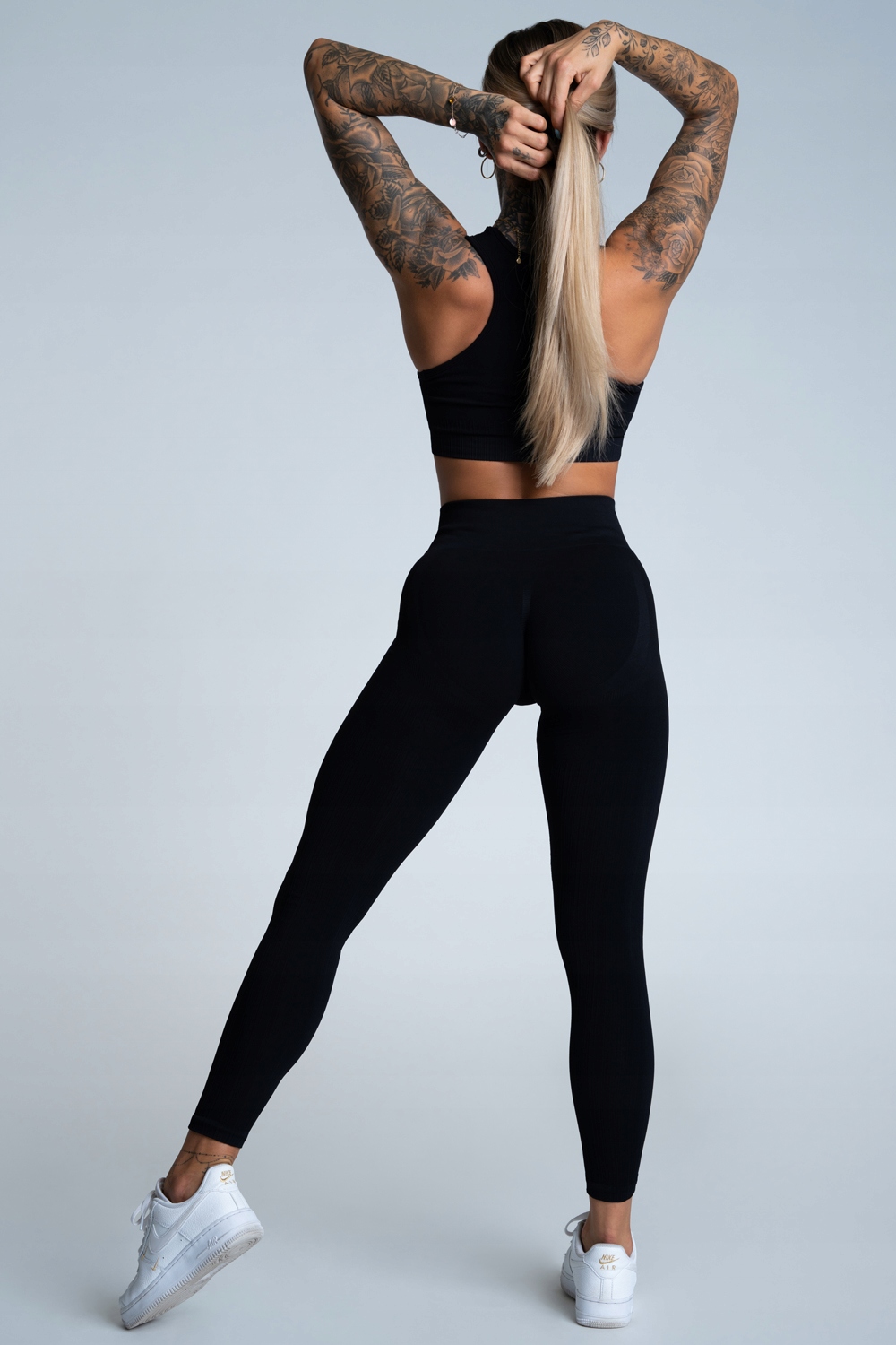 Gym Glamour Legginsy Push up Deep Black L Leginsy bezszwowe do ćwiczeń Marka Gym Glamour