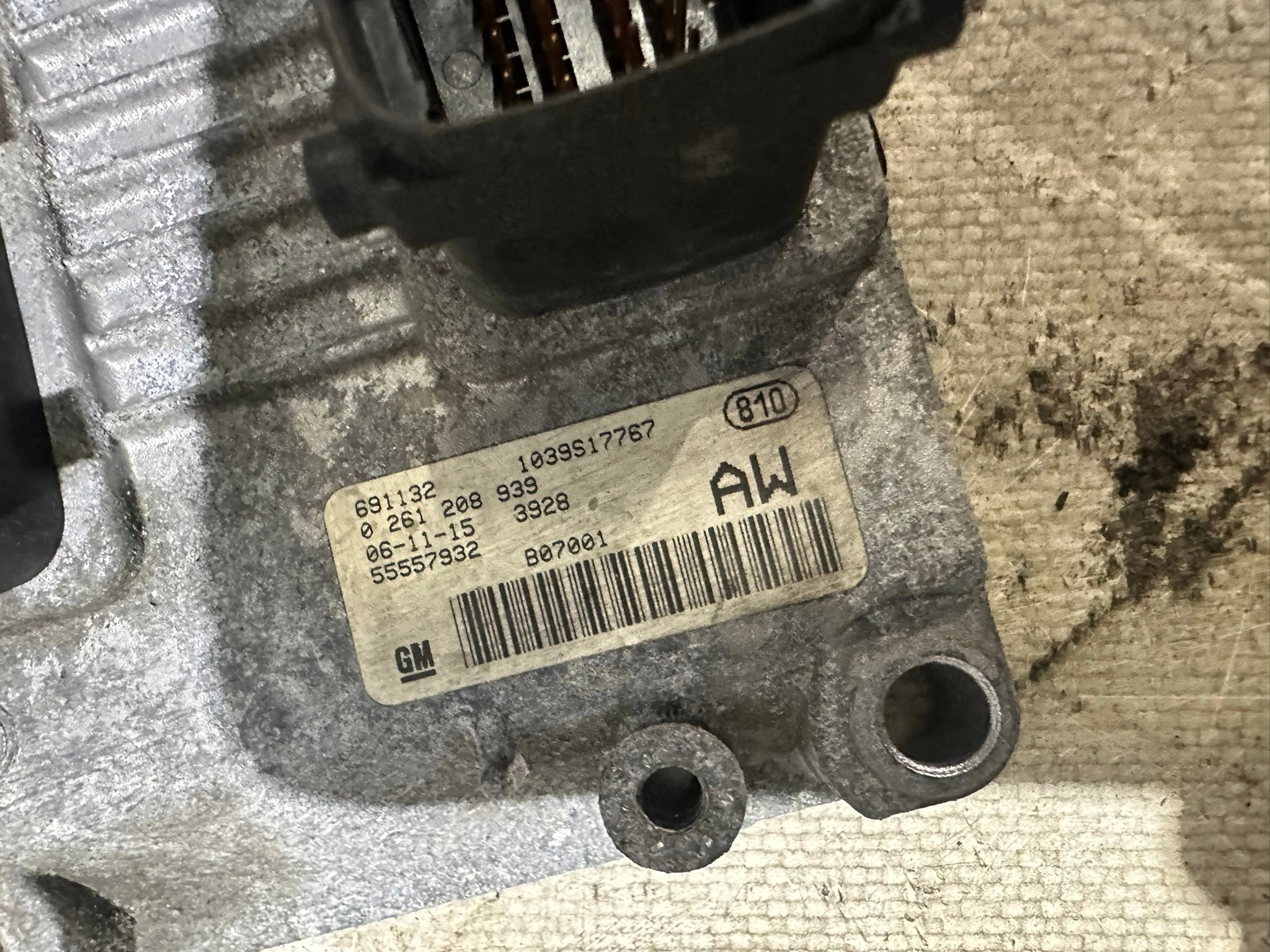 unité de commande électronique uce moteur OPEL CORSA D 1.0B 0261208939