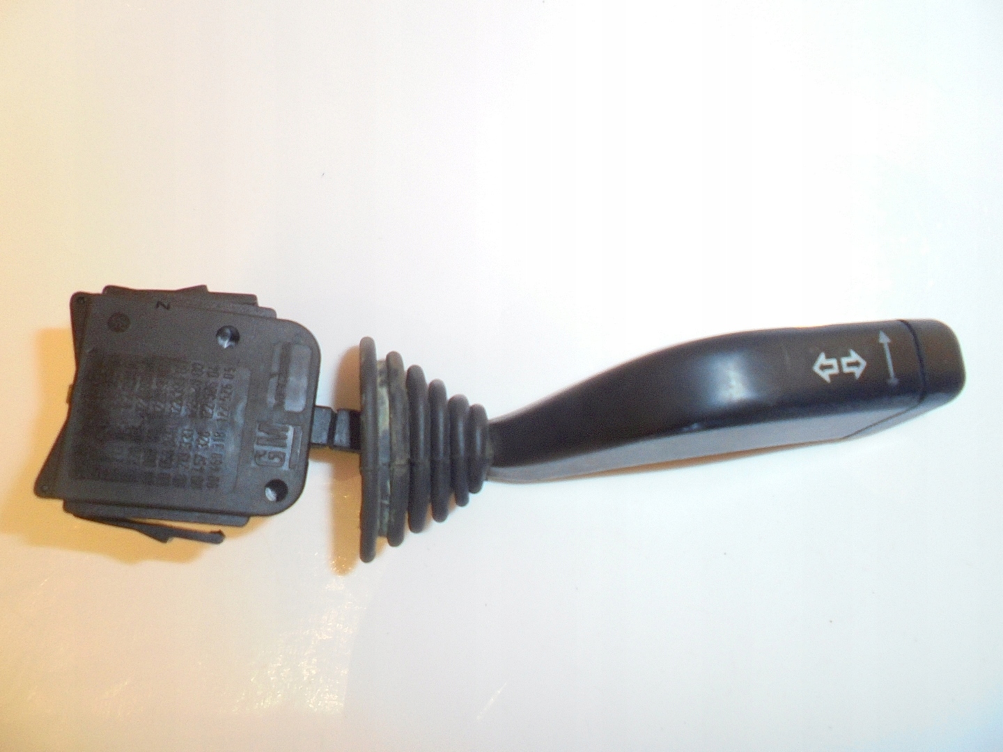 Bouton Indicateurs de direction OPEL 90221174