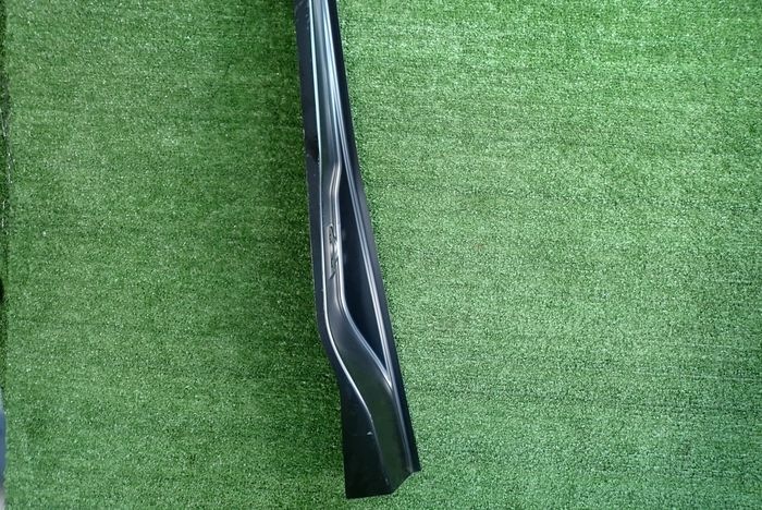 VW T7 MUTIVAN 21- 65cm pillar side front right