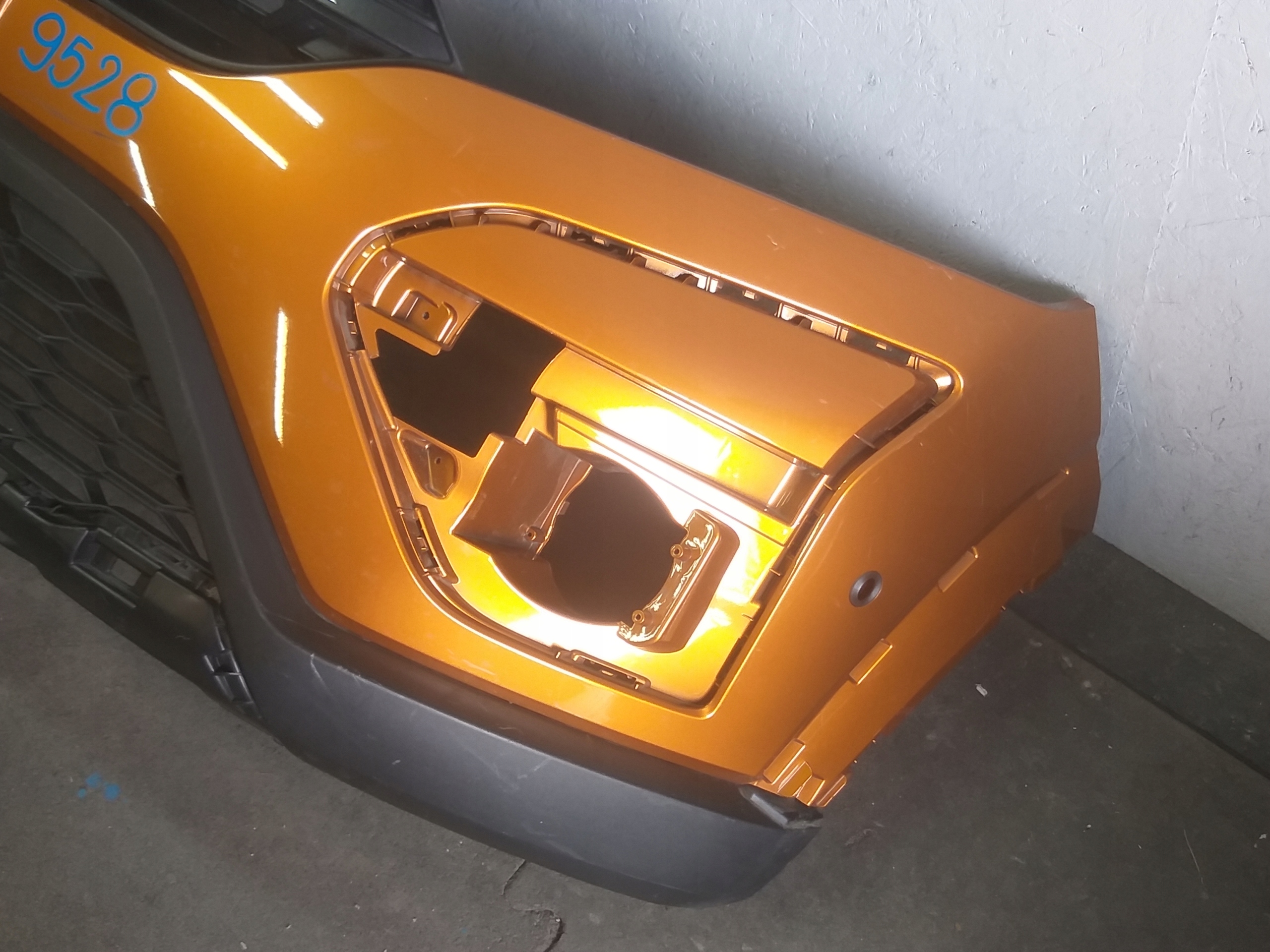 Stoßstange vorne DACIA SANDERO III 3 STEPWAY