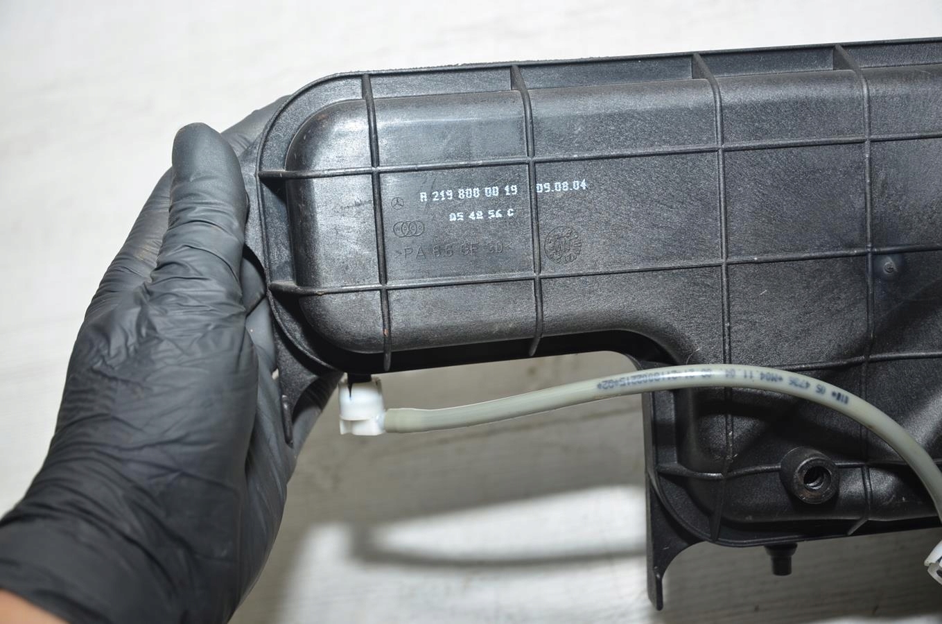 tank vacual VACUM Mercedes CLS w219