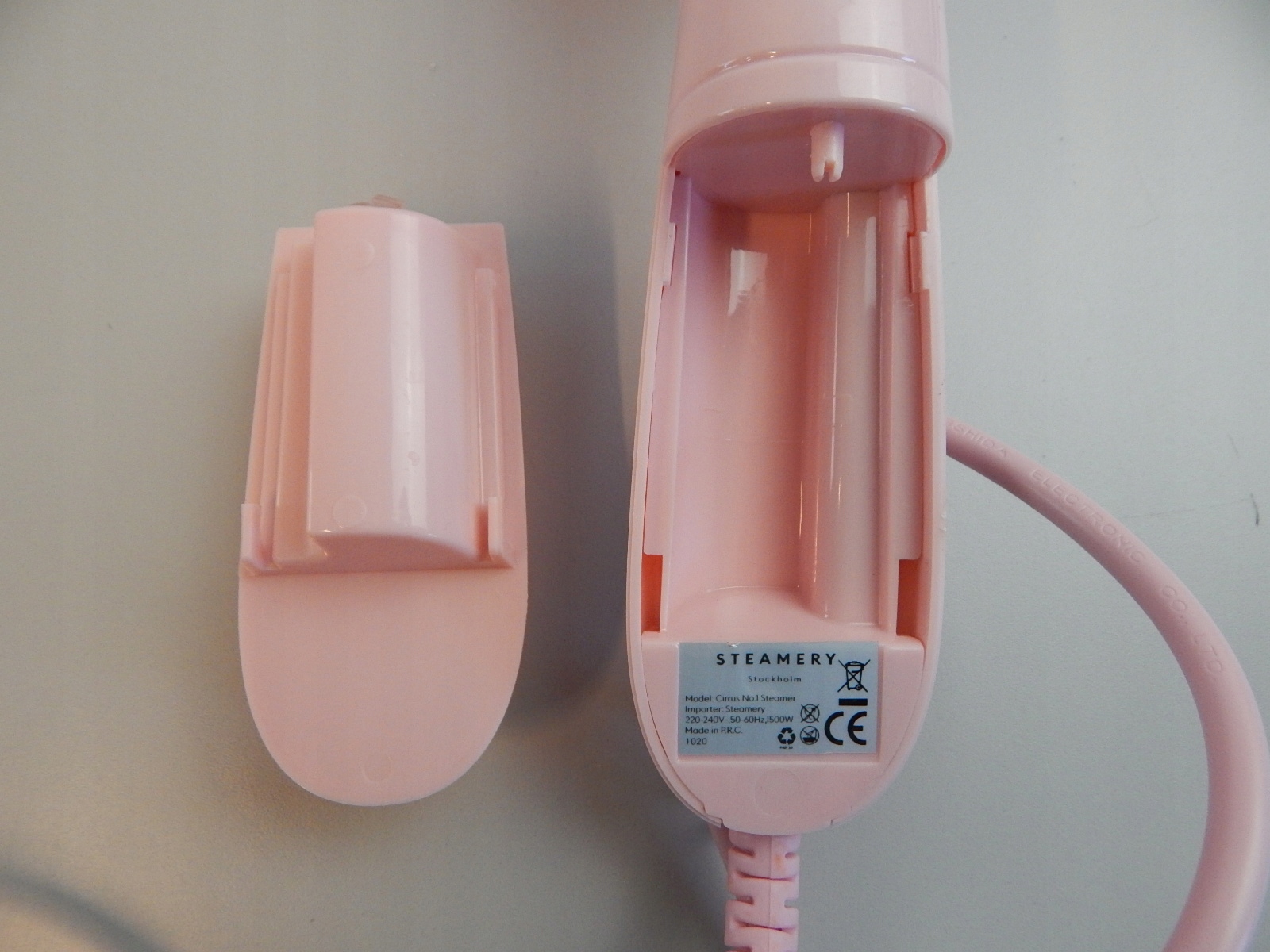 Steamer do ubrań STEAMERY 1303 600 W Model 1303