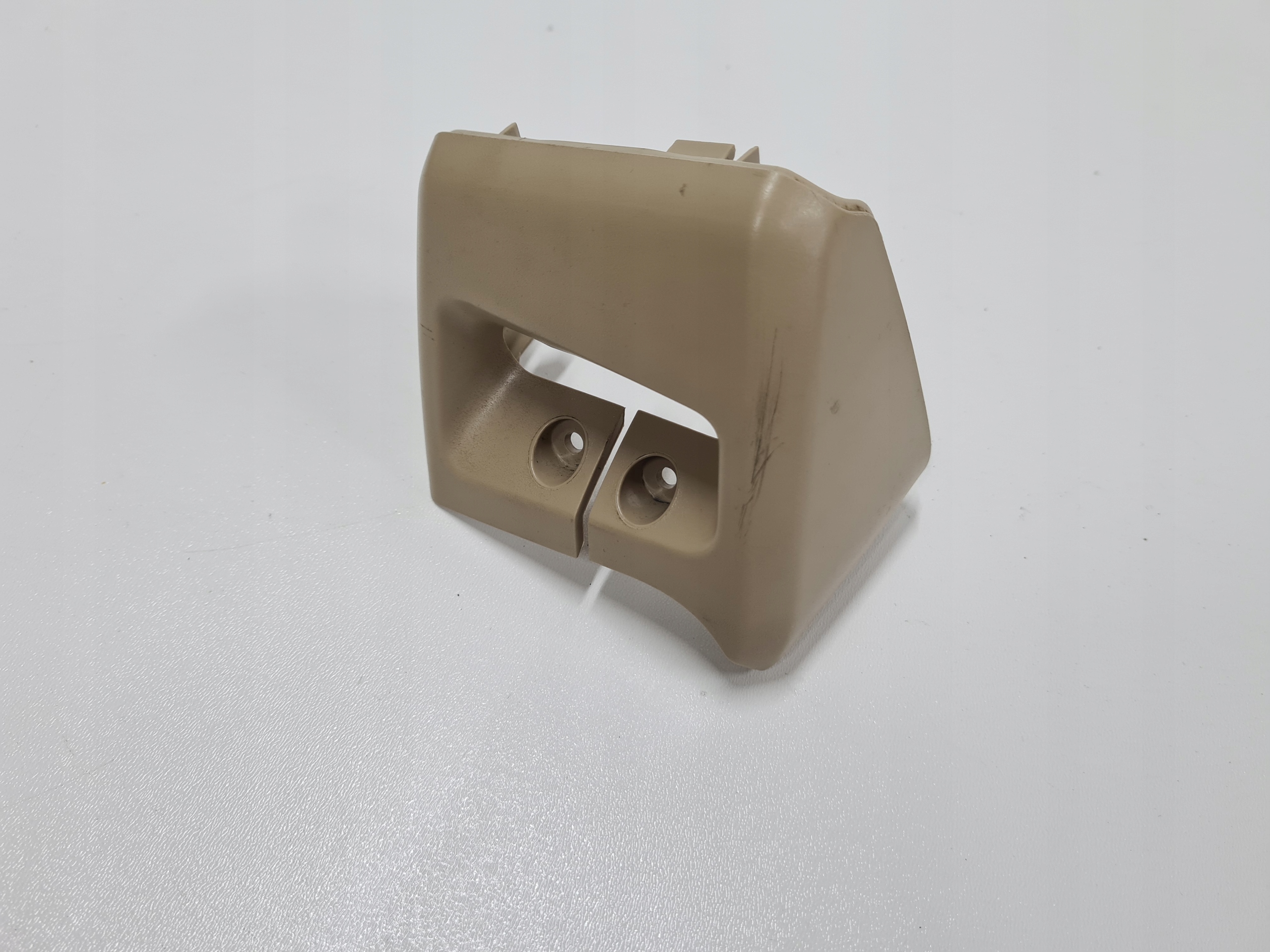 7E5883623 - регулировка направляющая ремня поворотное сиденье VW T5 T6