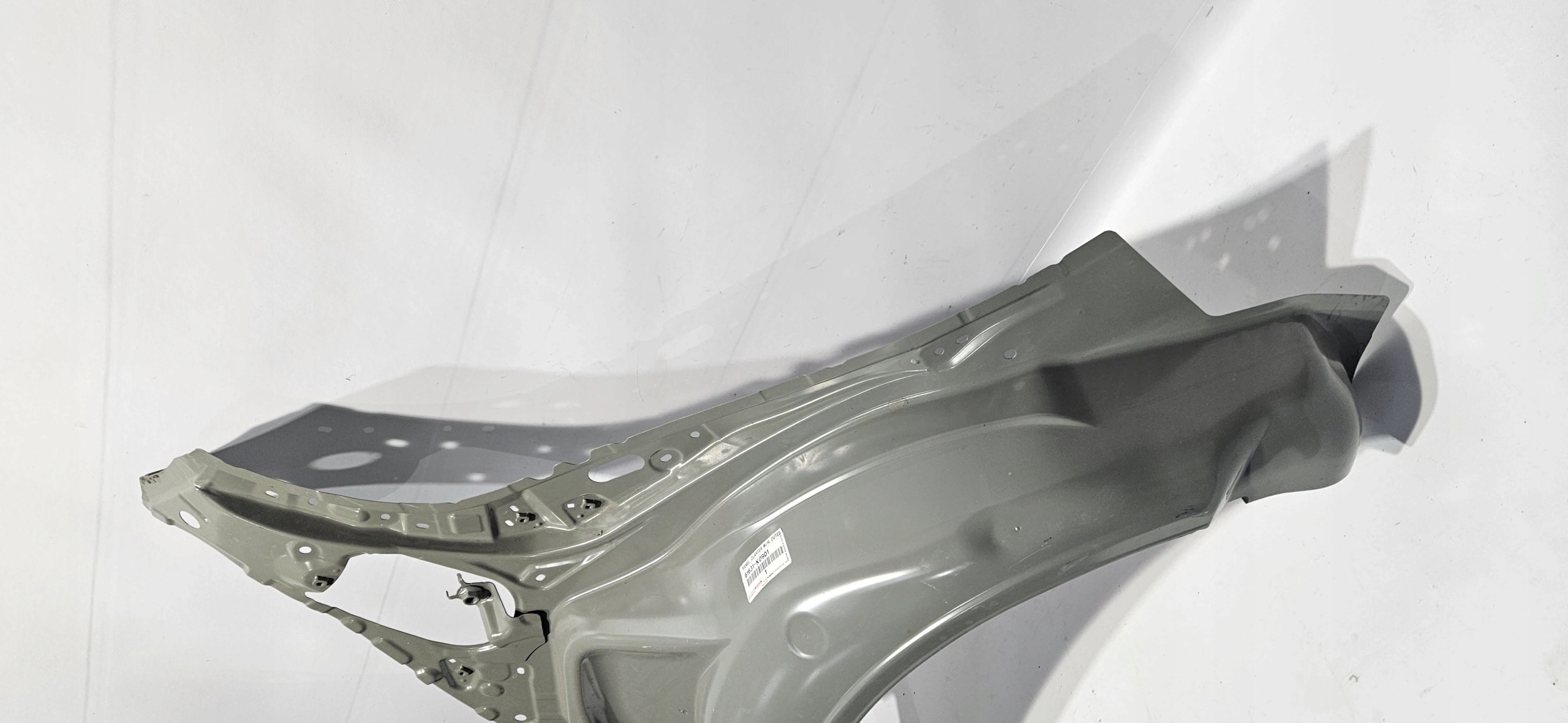 WNĘKA BŁOTNIKA PRAWY TYŁ TOYOTA YARIS IV 20- ORG Typ samochodu Samochody osobowe