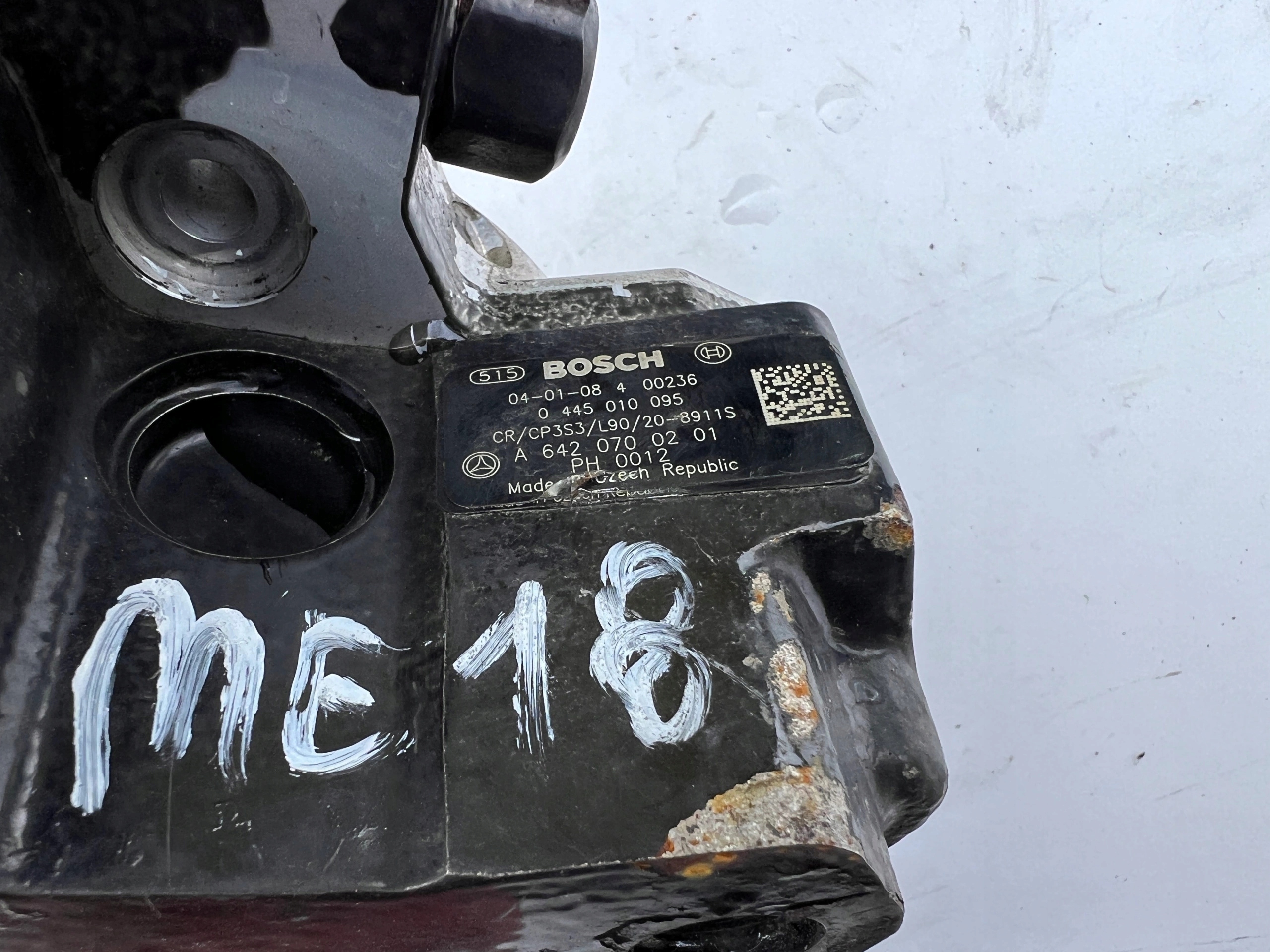 MERCEDES 3.0 CDI Einspritzpumpe 0445010095 A6420700201 Original