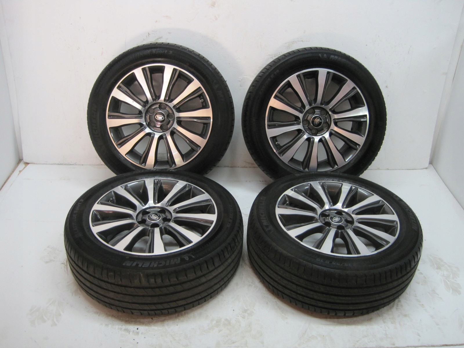 wheels discs tyres Range Rover Evoque R19 6 5 MM