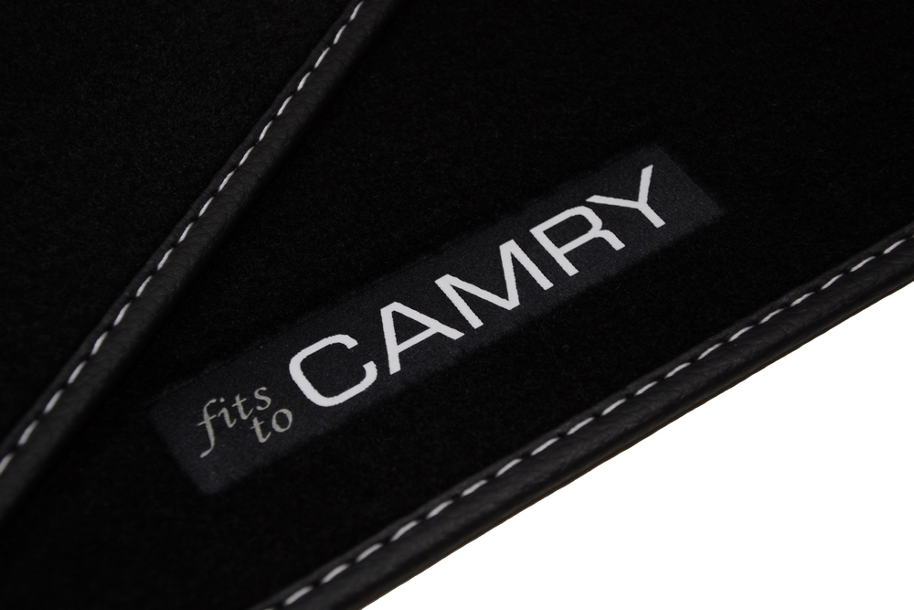 Toyota Camry Od 2019-> Dywaniki Podgumowane