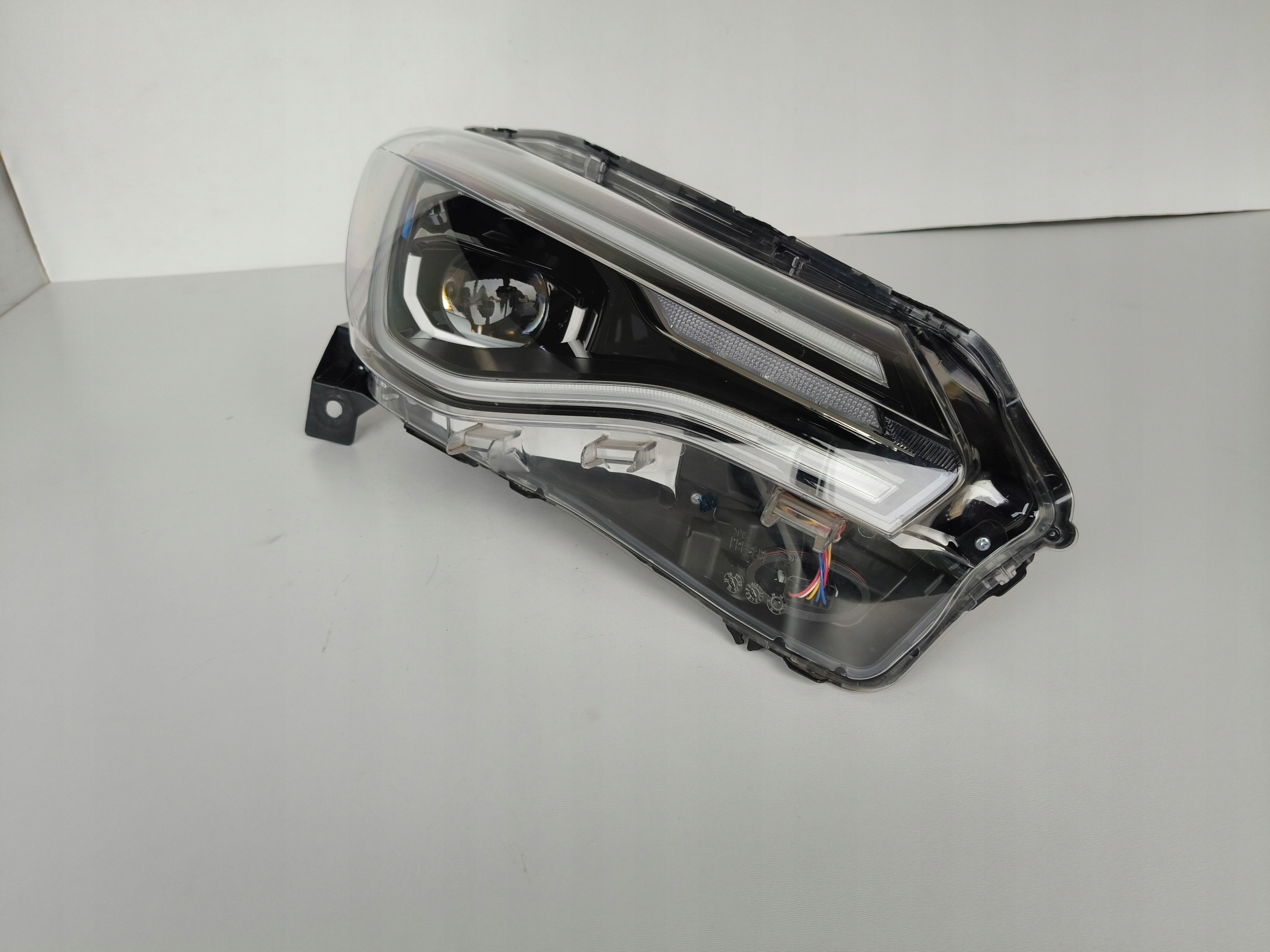 light right REFLEKTOR RENAULT ZOE II 19- FULL LED