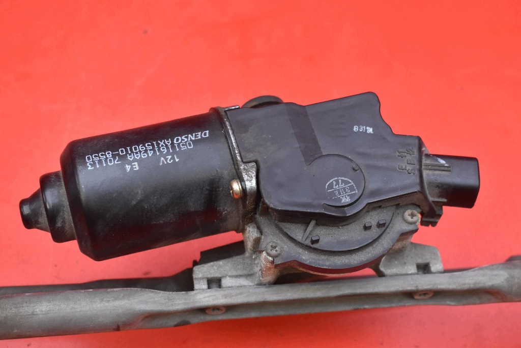 Gestänge Motor Wischer vorne EU 05116149AA CHRYSLER PT CRUISER 00