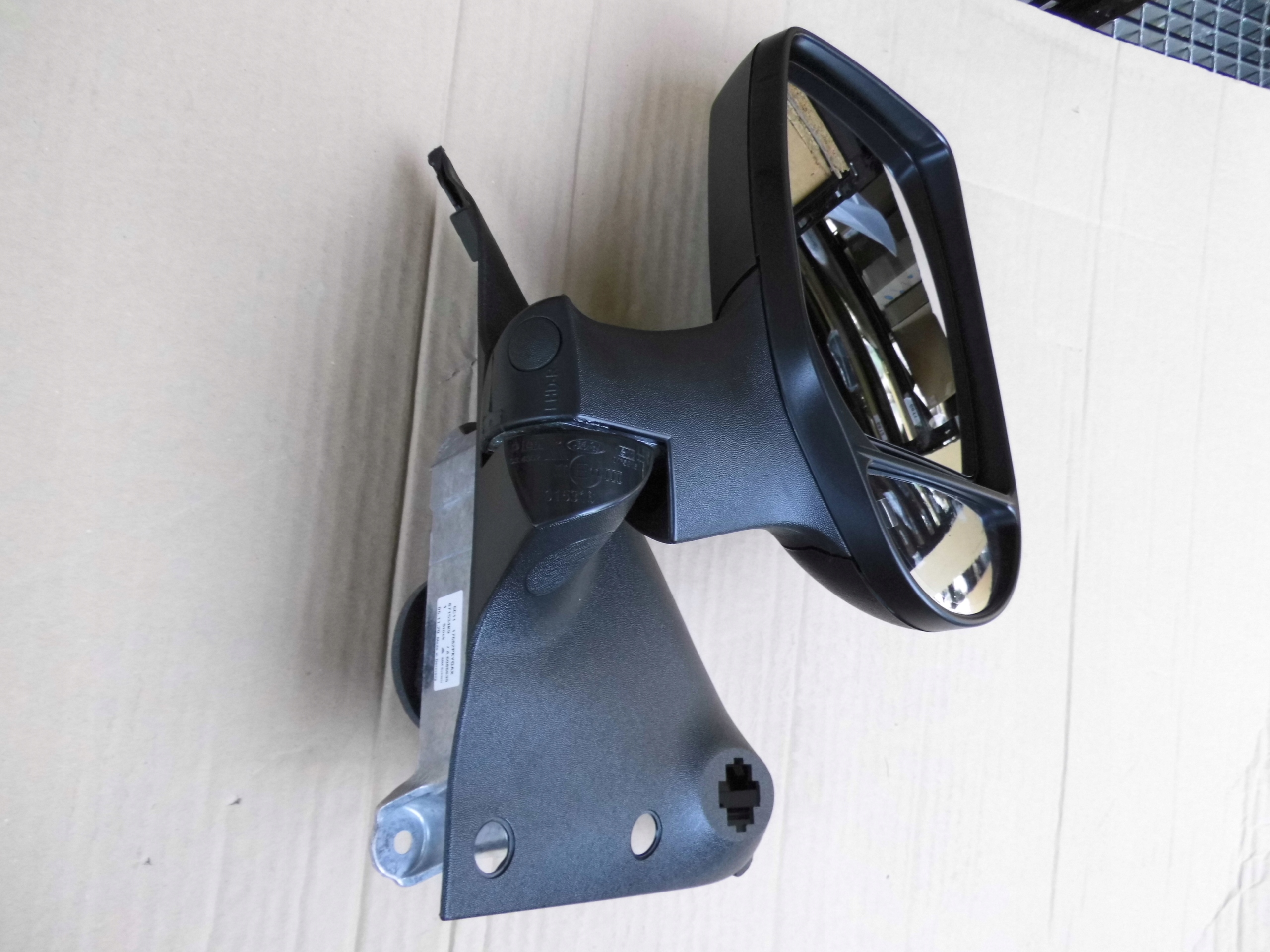 LUSTERKO ZEWNĘTRZNE PRAWE ELEKTR FORD TRANSIT Mk6 Strona zabudowy prawa