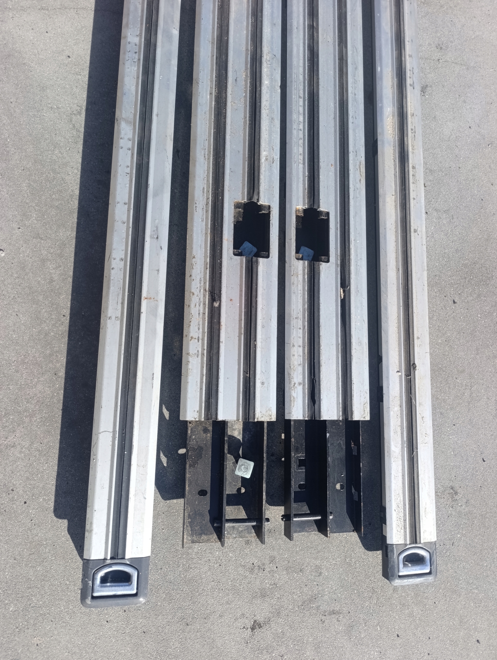 VW T5 T5 LIFT T6 SZYNY Moulage PROWADNICE Sièges MULTIVAN krotki