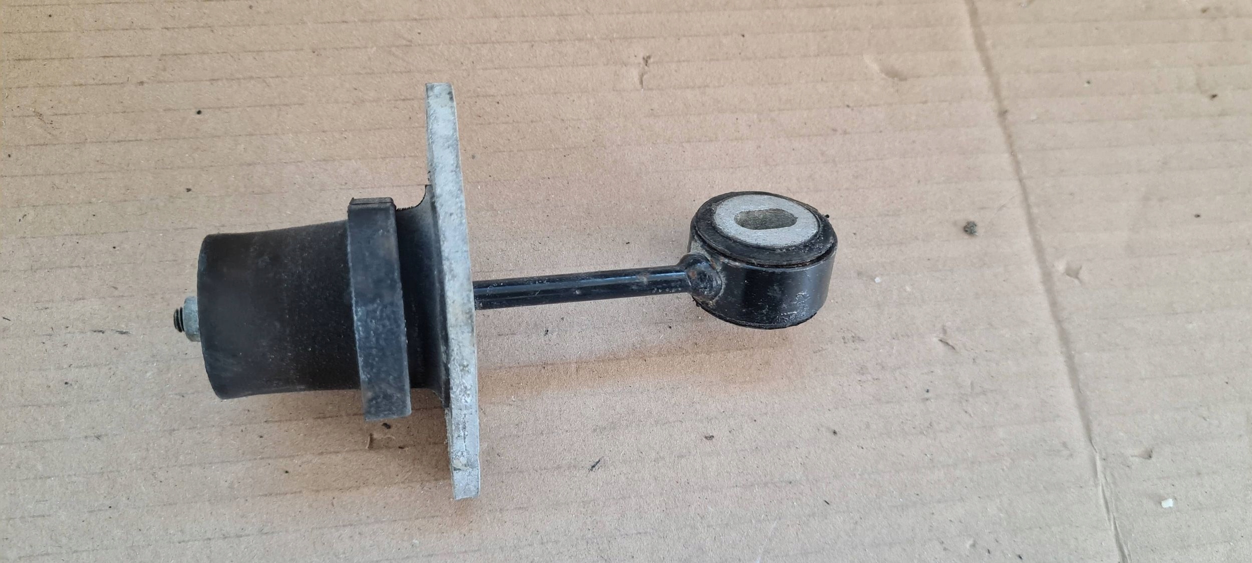 Q5 80A holder console engine mount front 2.0 TFSI 80A199870