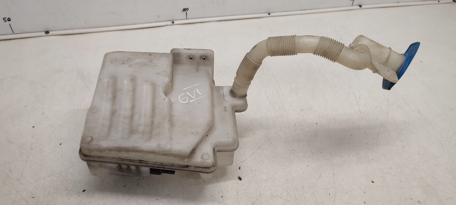 Behälter Spritzdüse VW Golf VI 1,6 TDI