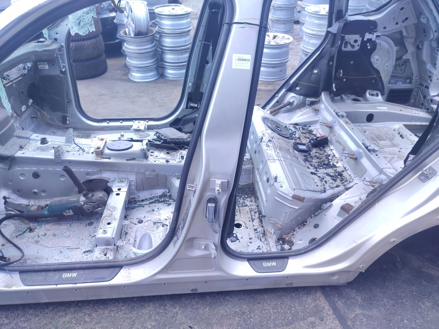 threshold left pillar central BMW X3 F25 MINERALSILBER METALLIC (A14)