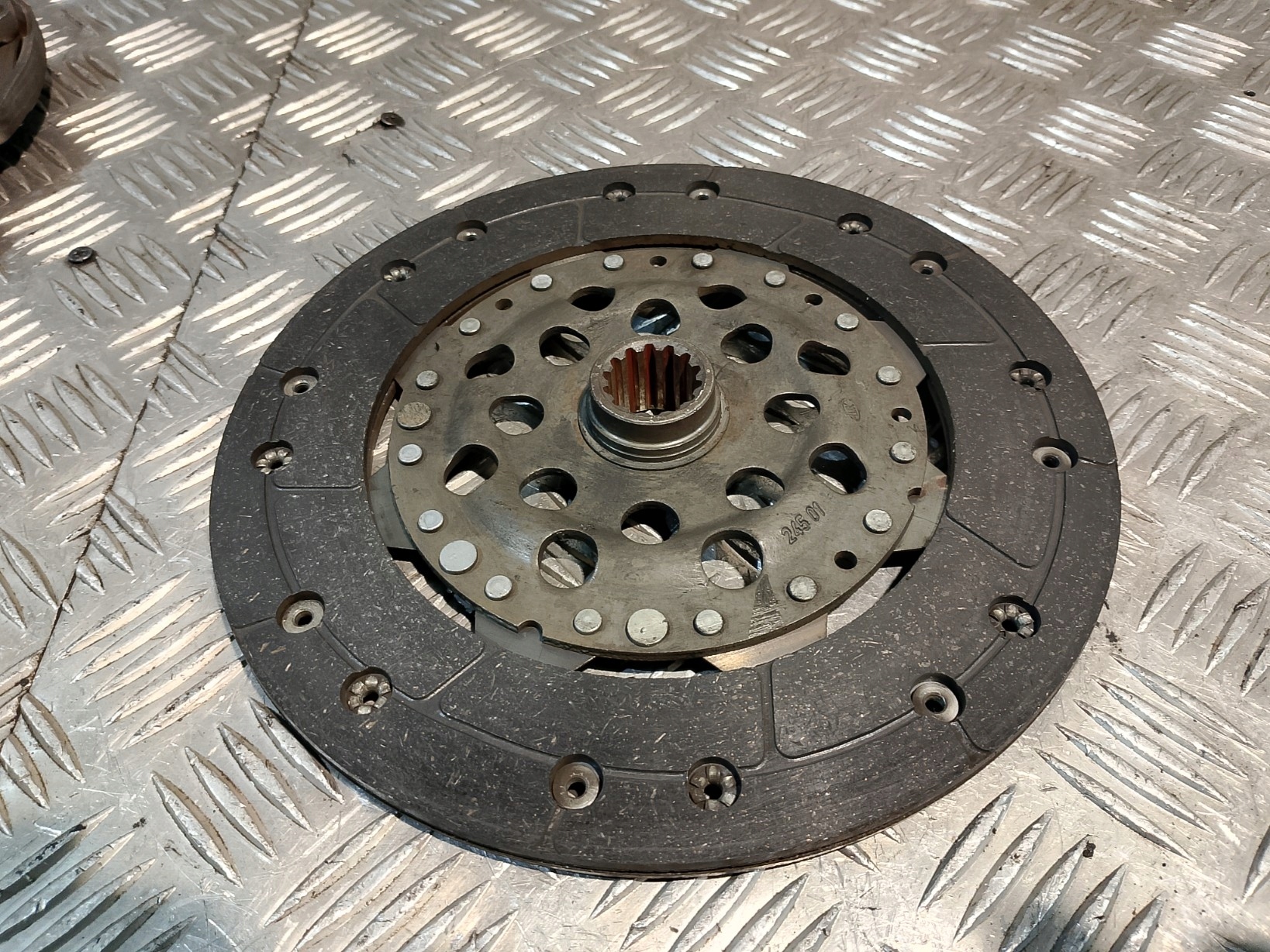 Embrayage Disque + de pression OPEL ASTRA H III 3 1.7 CDTI