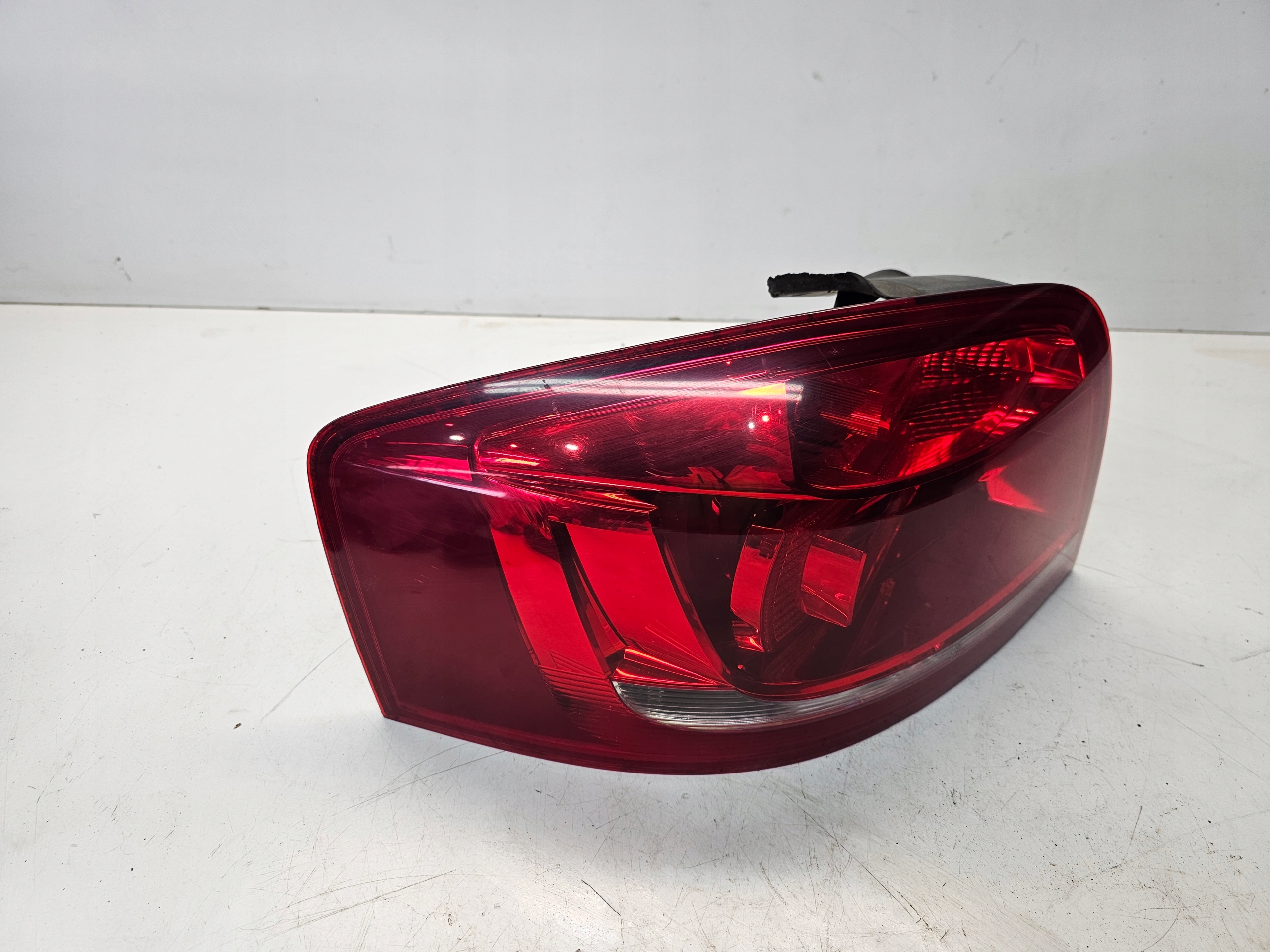 light left rear part AUDI A3 8P LIFT 08-12 8P3945095A
