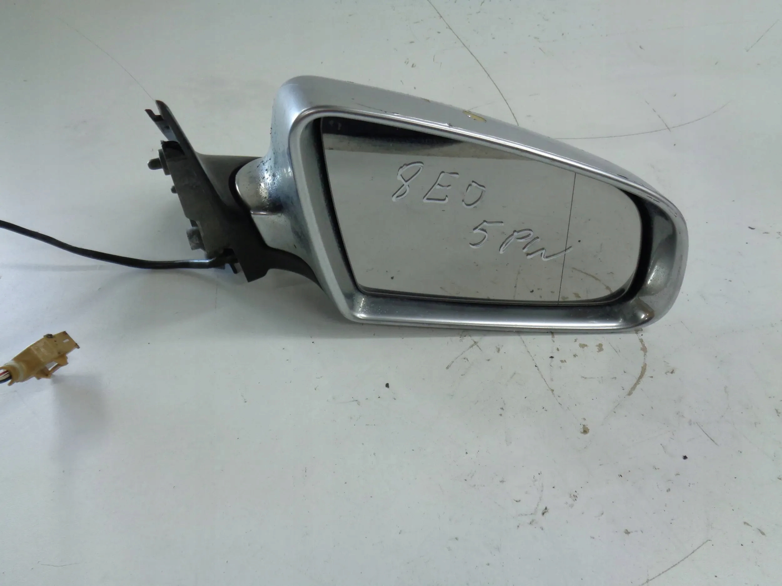 AUDI A4 B6 B7 0-08R mirror right 5 vertical EUROPA