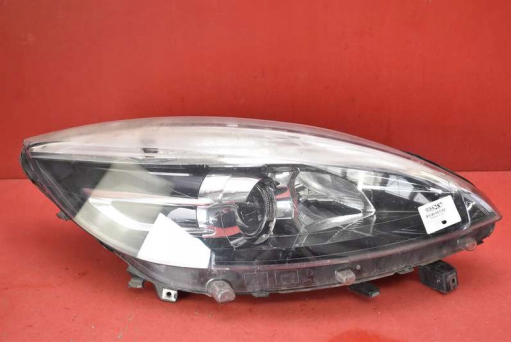 REFLEKTOR right light front lens EU 260106928R RENAULT MEGANE SCENIC 3