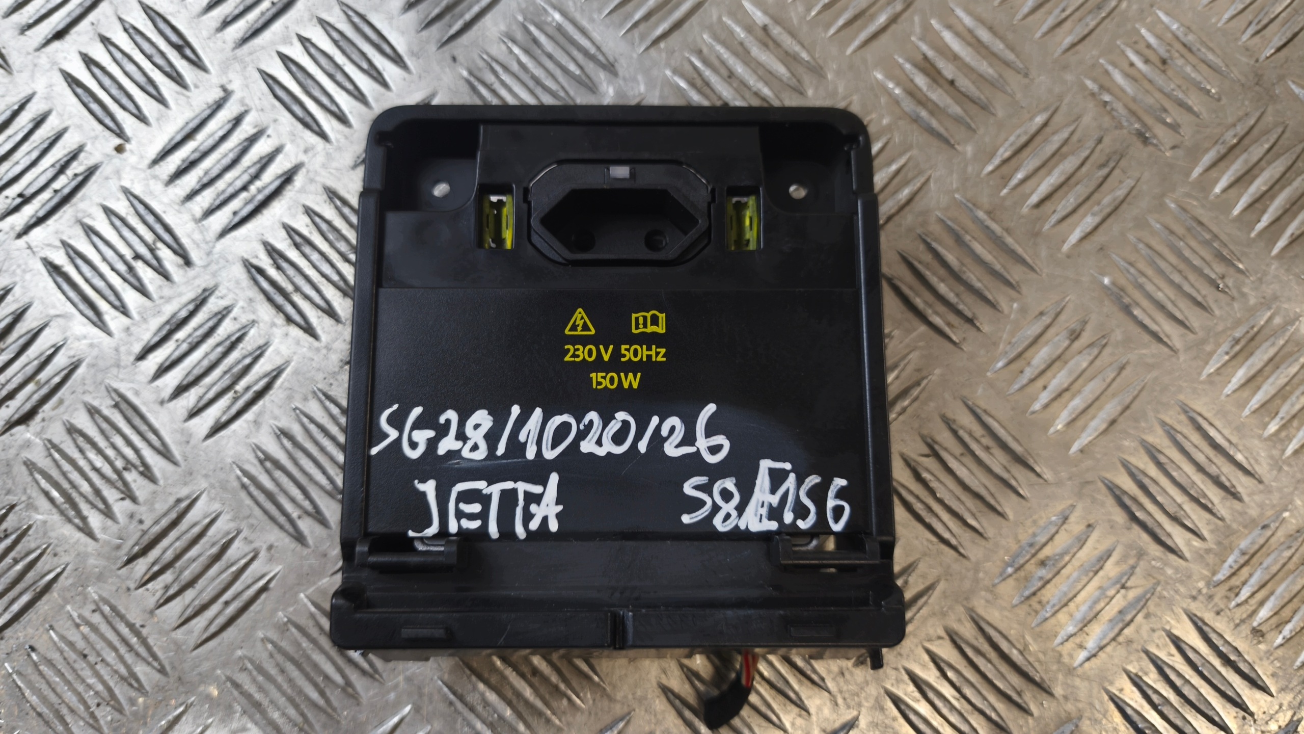 control unit GNIAZDKO 230V VW JETTA 2007r