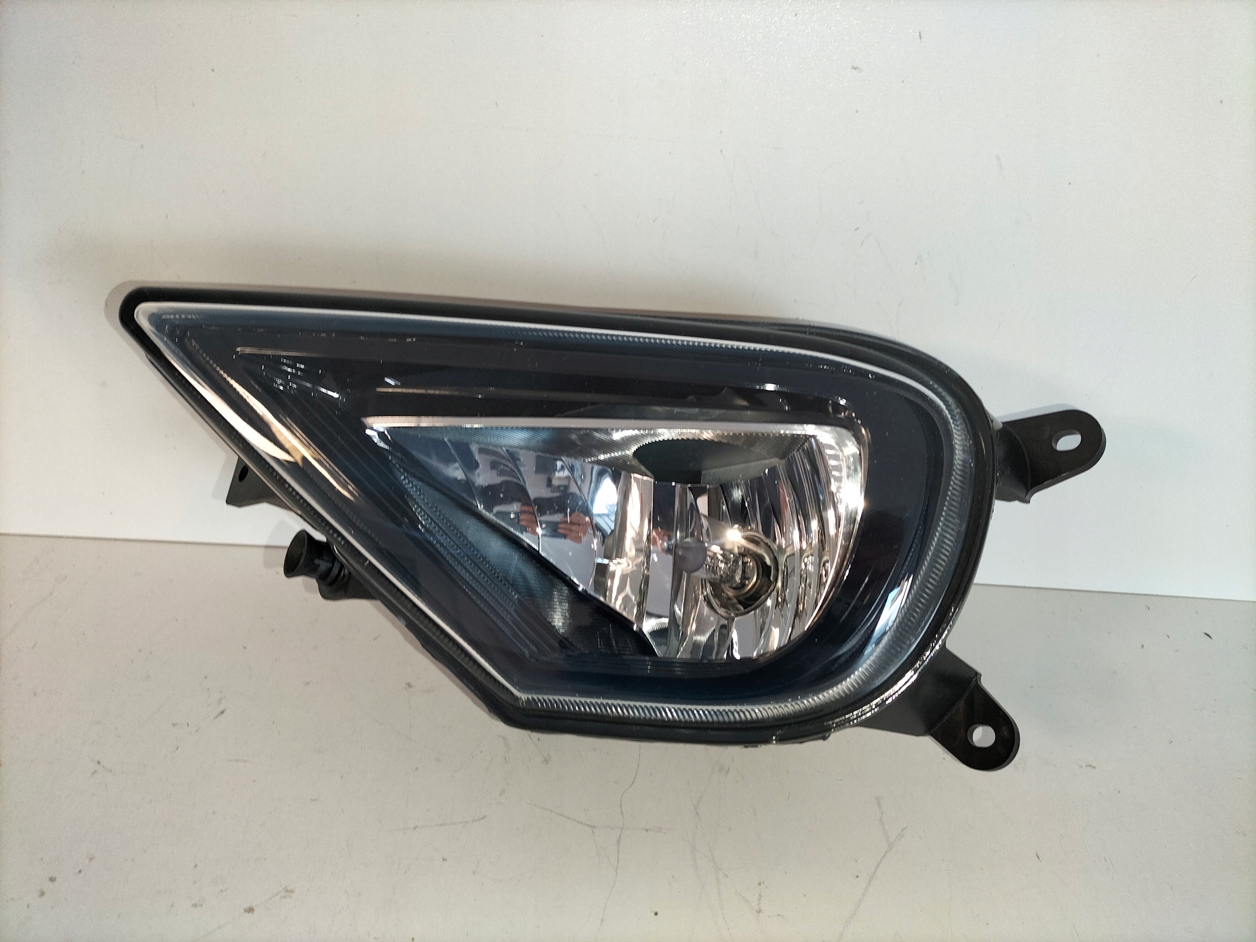 fog light light left VW TOUAREG II LIFT 14-18