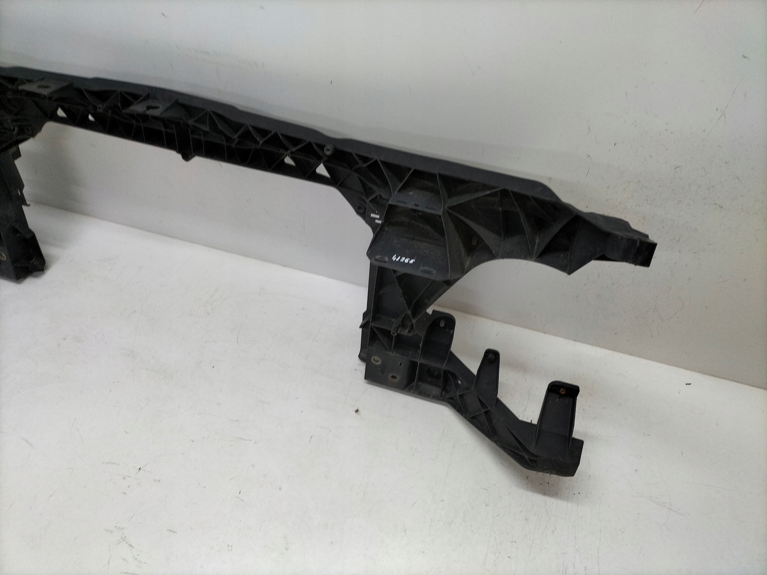 support panel for radiators pillar front MERCEDES SPRINTER W906 06-13