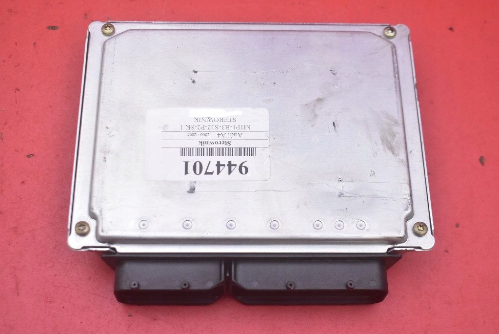 control unit computer of the engine 8E0909557E 0261207754 AUDI A4 B6 2.0 20V 130 KM