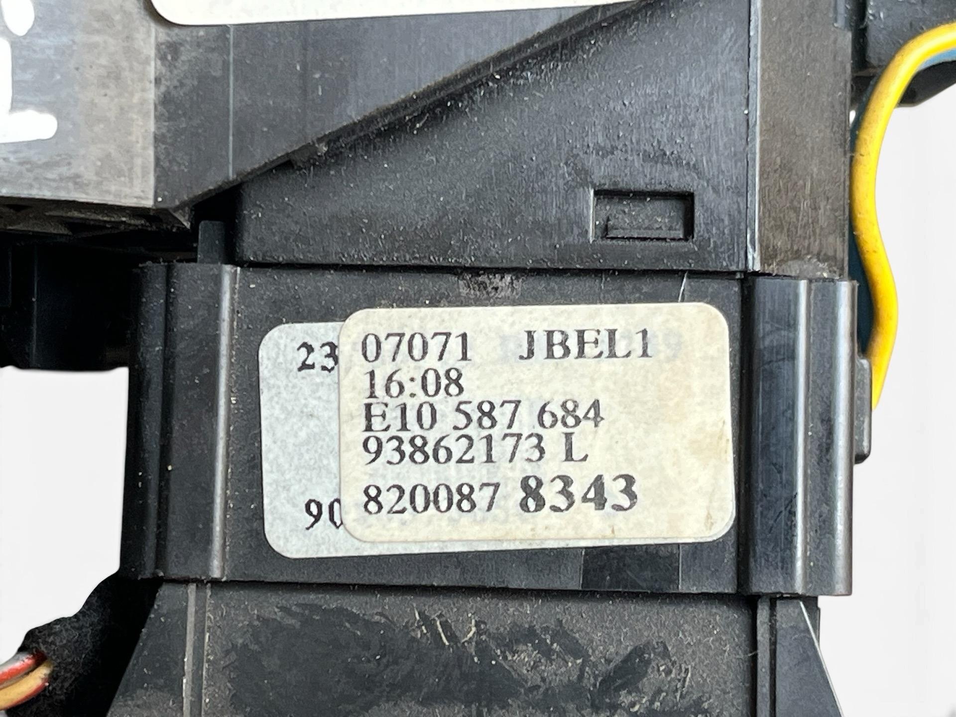 DEVIO LUCI TERGICRISTALLO TERGI Renault Trafic 2 facelift 2011 8200878343