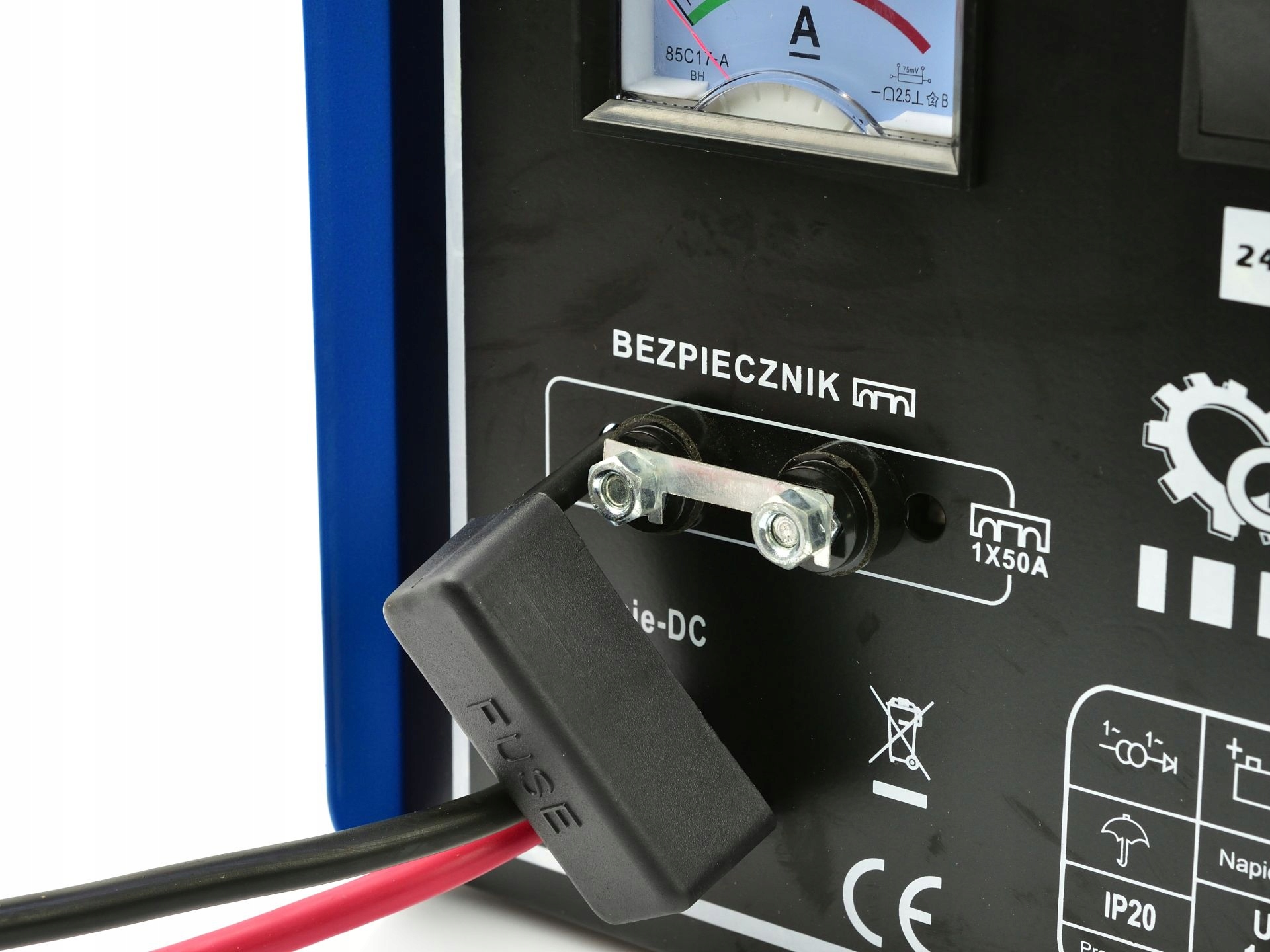 PROSTOWNIK AKUMULATORA 12 24V LADOWARKA GZL50 Producent code G80039