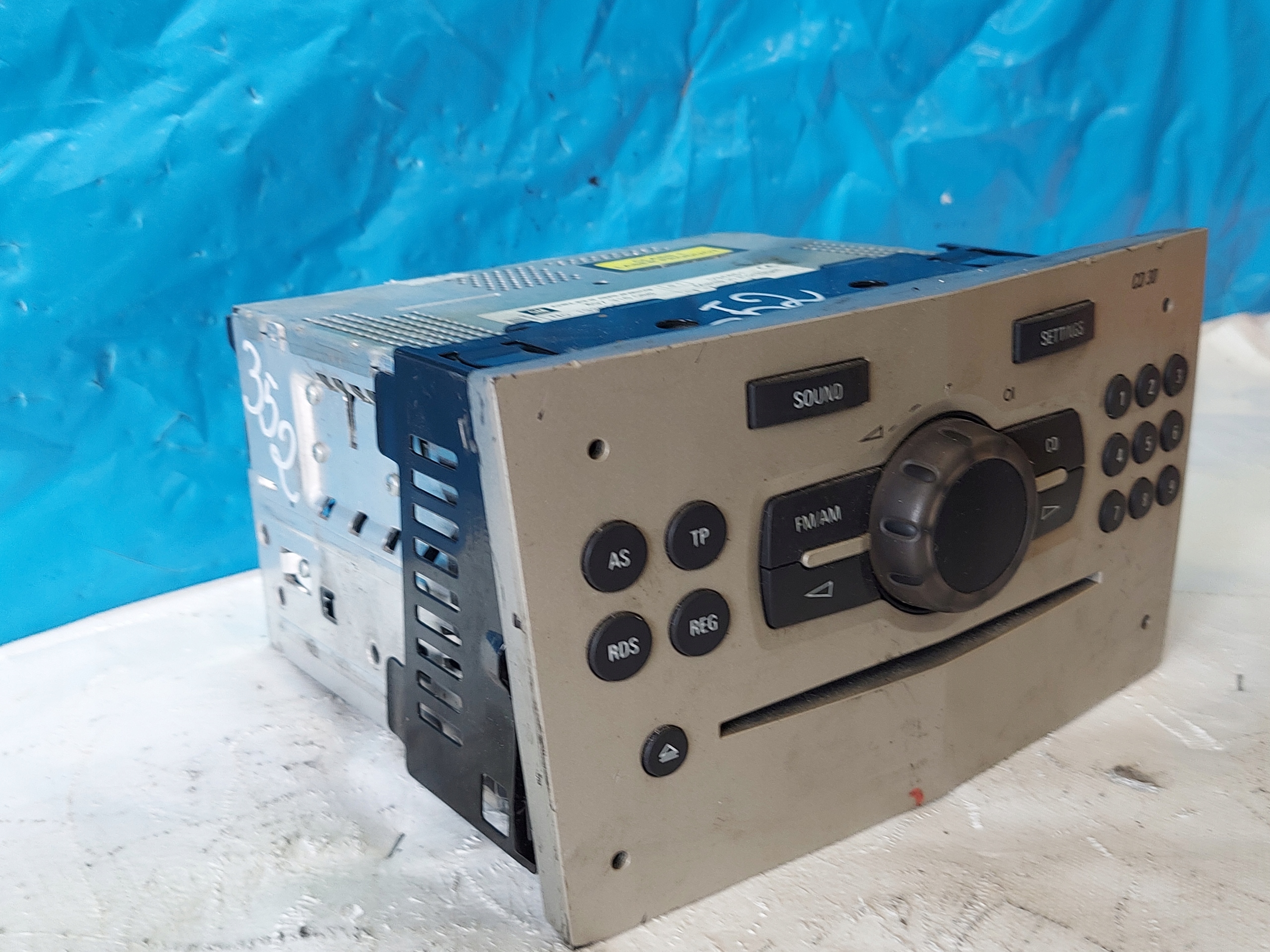 RADIO EKRAN ASTRA H CD30 497316088