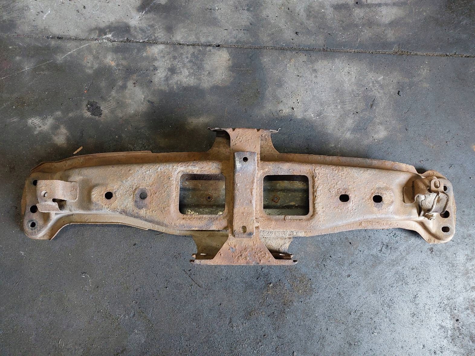 Achsträger Achsträgers heck MAZDA 626 V