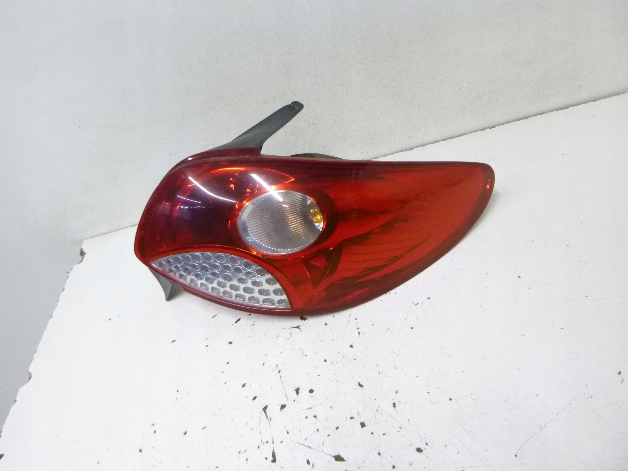 light rear right Peugeot 206 plus 2007r. 3d