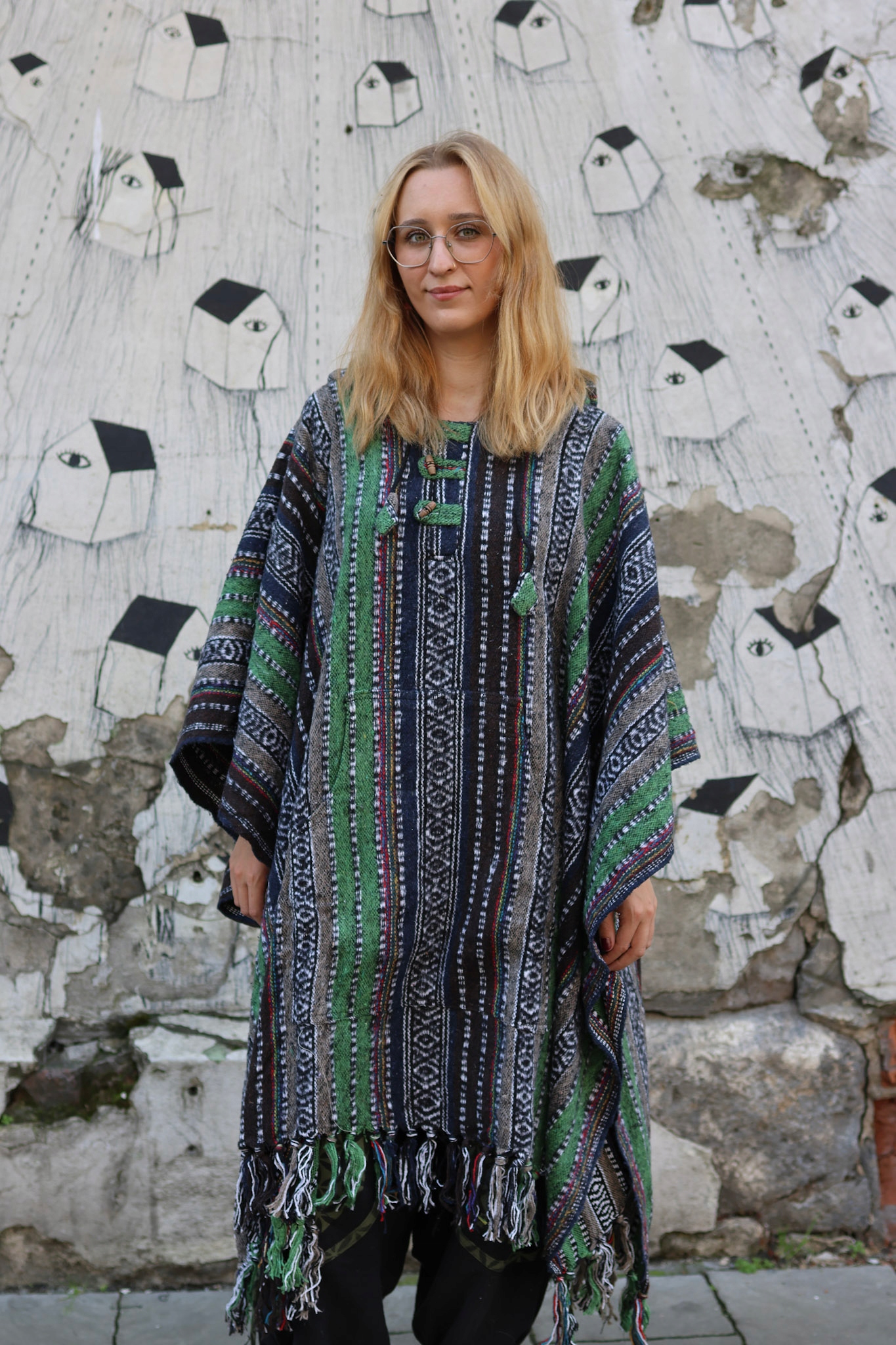 Teplé Etno Poncho pláštěnka Pončo s kapucí z Nepálu etno hippie boho