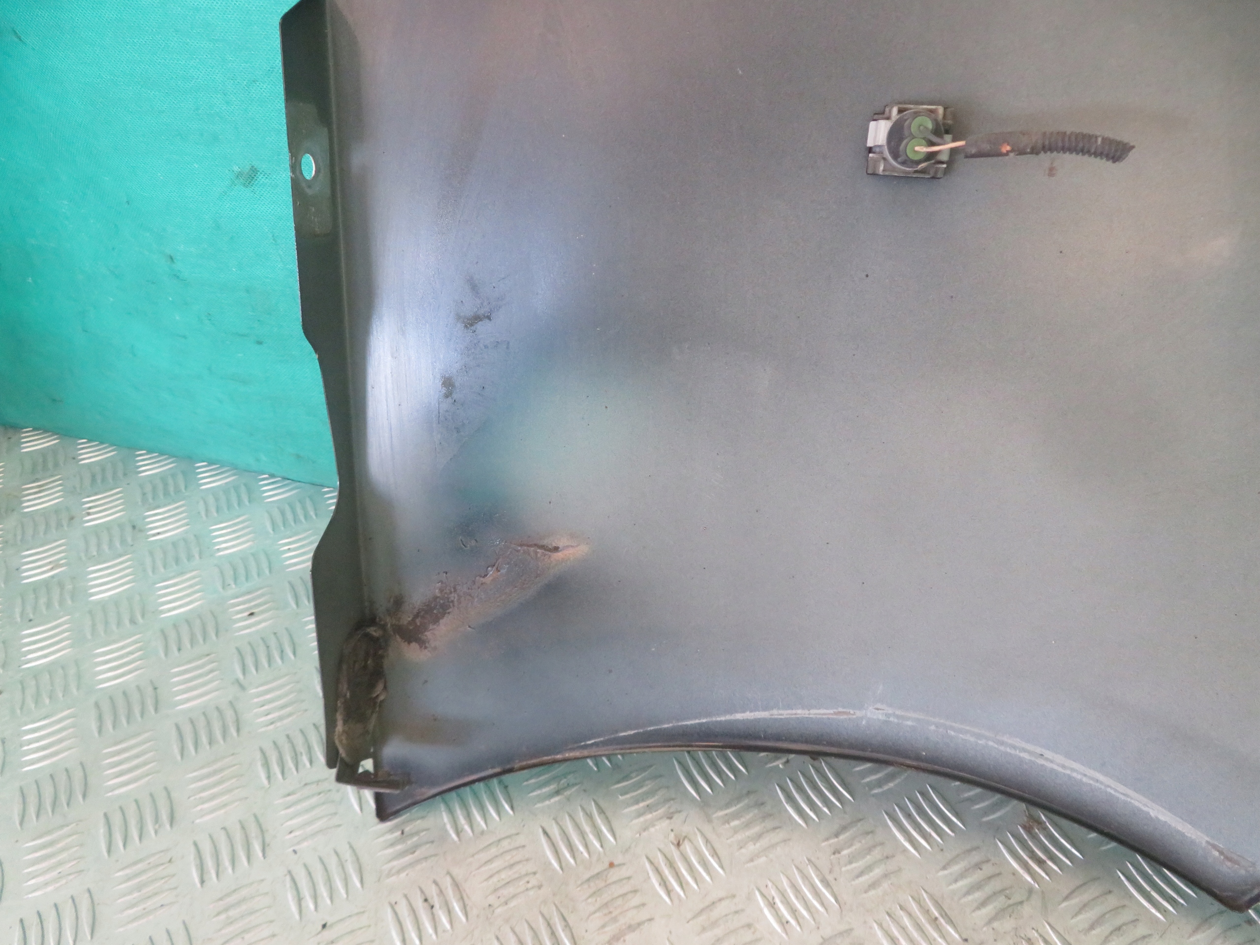 fender left front OPEL VIVARO RENAULT TRAFIC 17R