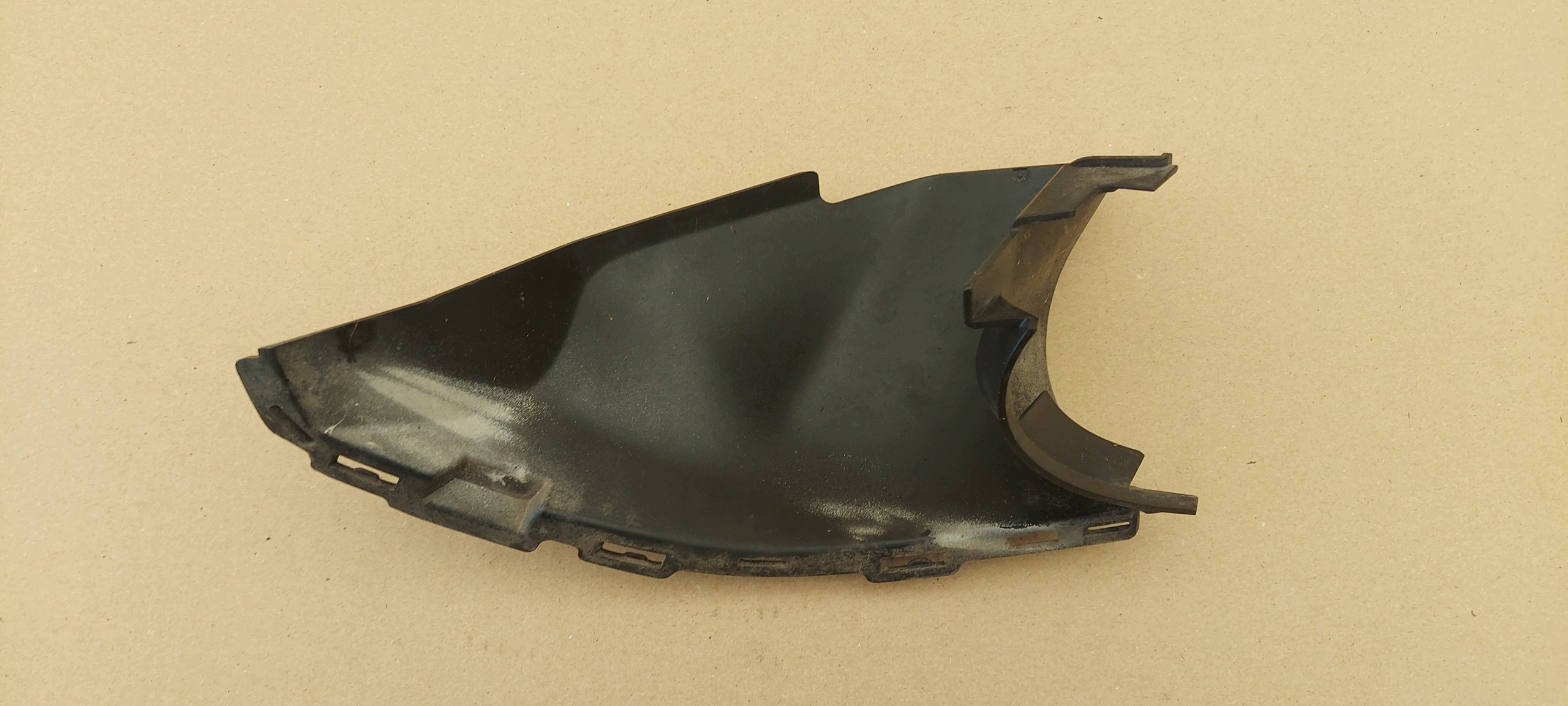 kryt nárazníku levý předek AUDI Q7 4L 09-15 4L0807151E
