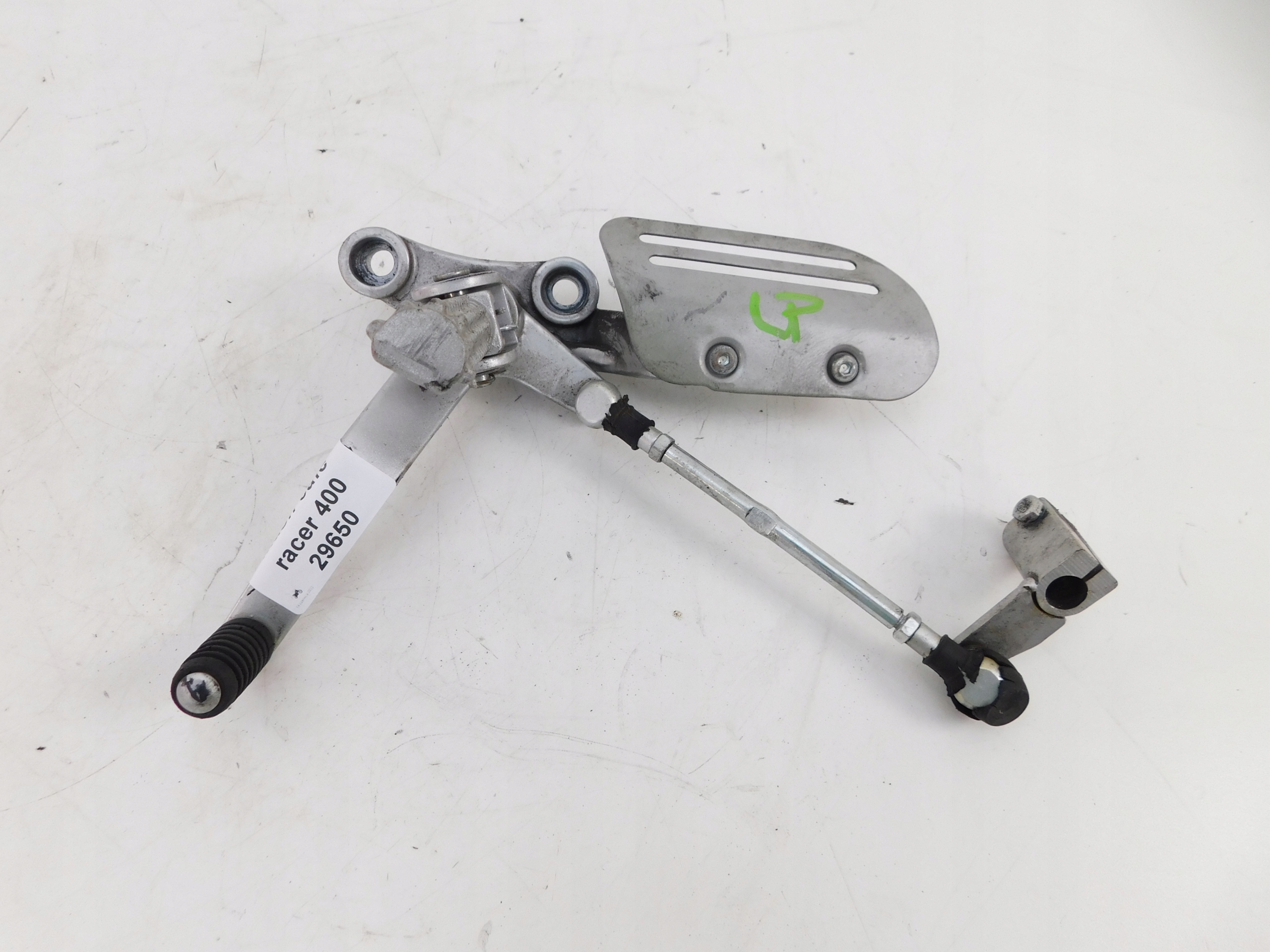 MASH CAFE RACER 400 НАБОР ДЛЯ НОГ ЛЕВЫЙ ВОДИТЕЛЬ