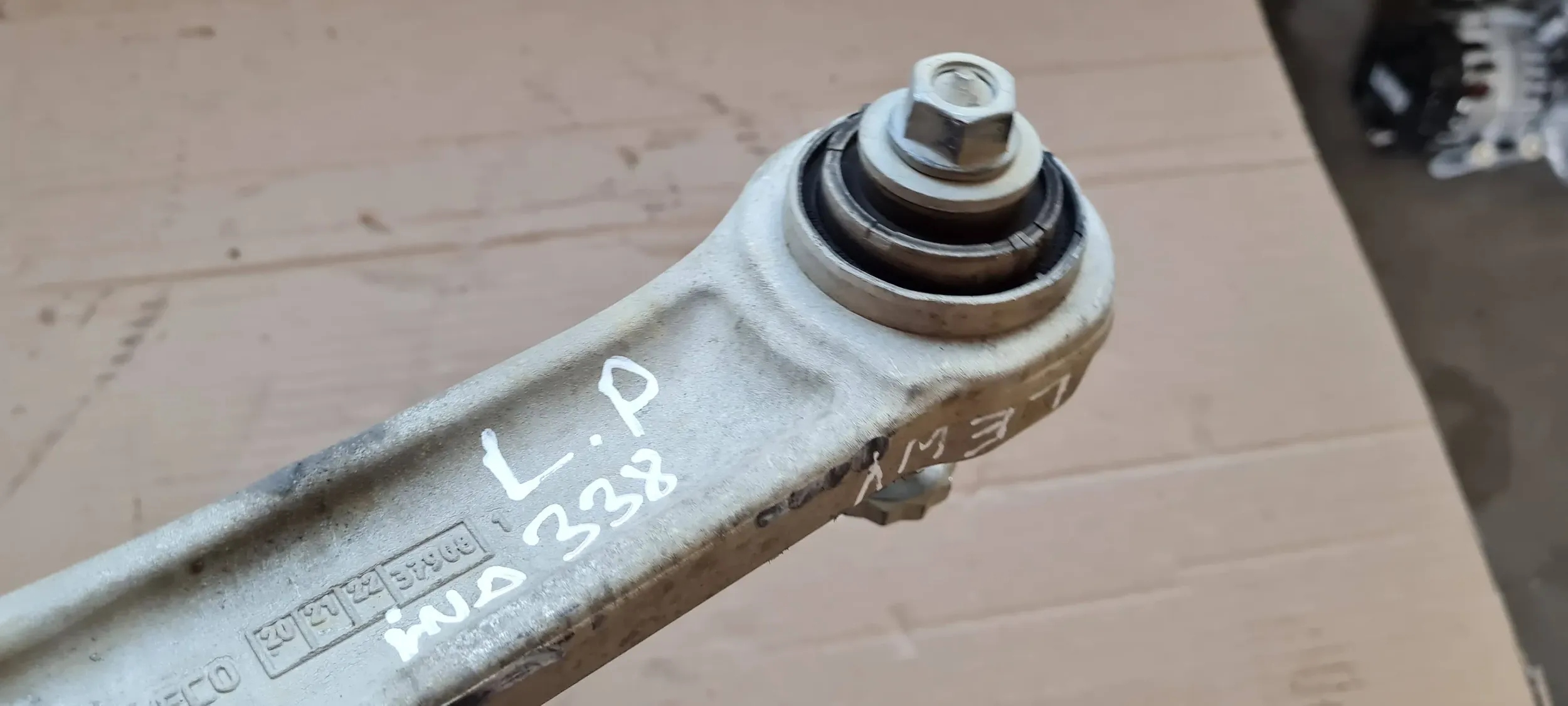 Q5 80A SQ5 QUERLENKER LINKS VORNE VORNE 80A407155